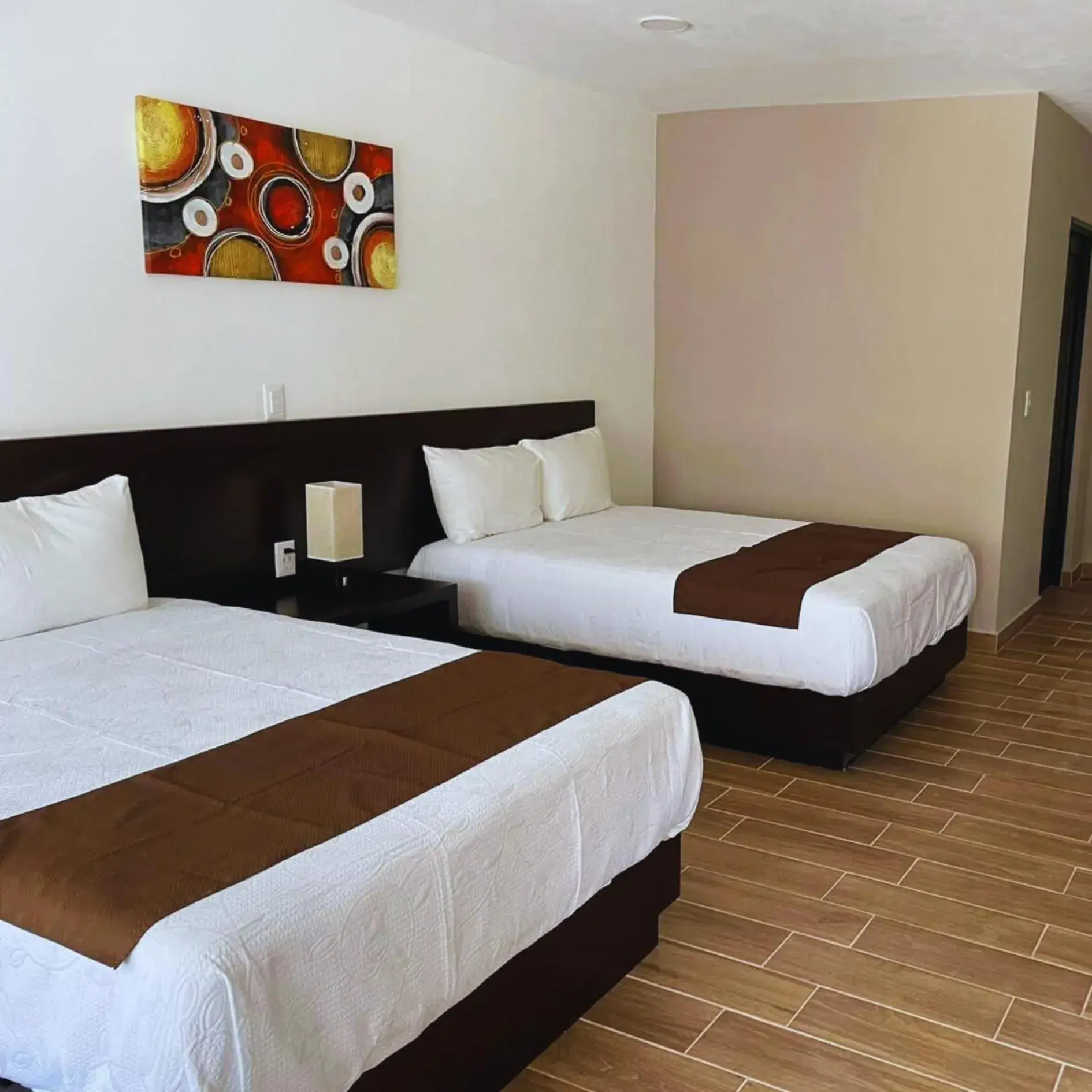 Deluxe Queen Room with Two Queen Beds in Hotel Ejecutivo Aeropuerto Deluxe Queen Room with Two Queen Beds in Hotel Ejecutivo Aeropuerto