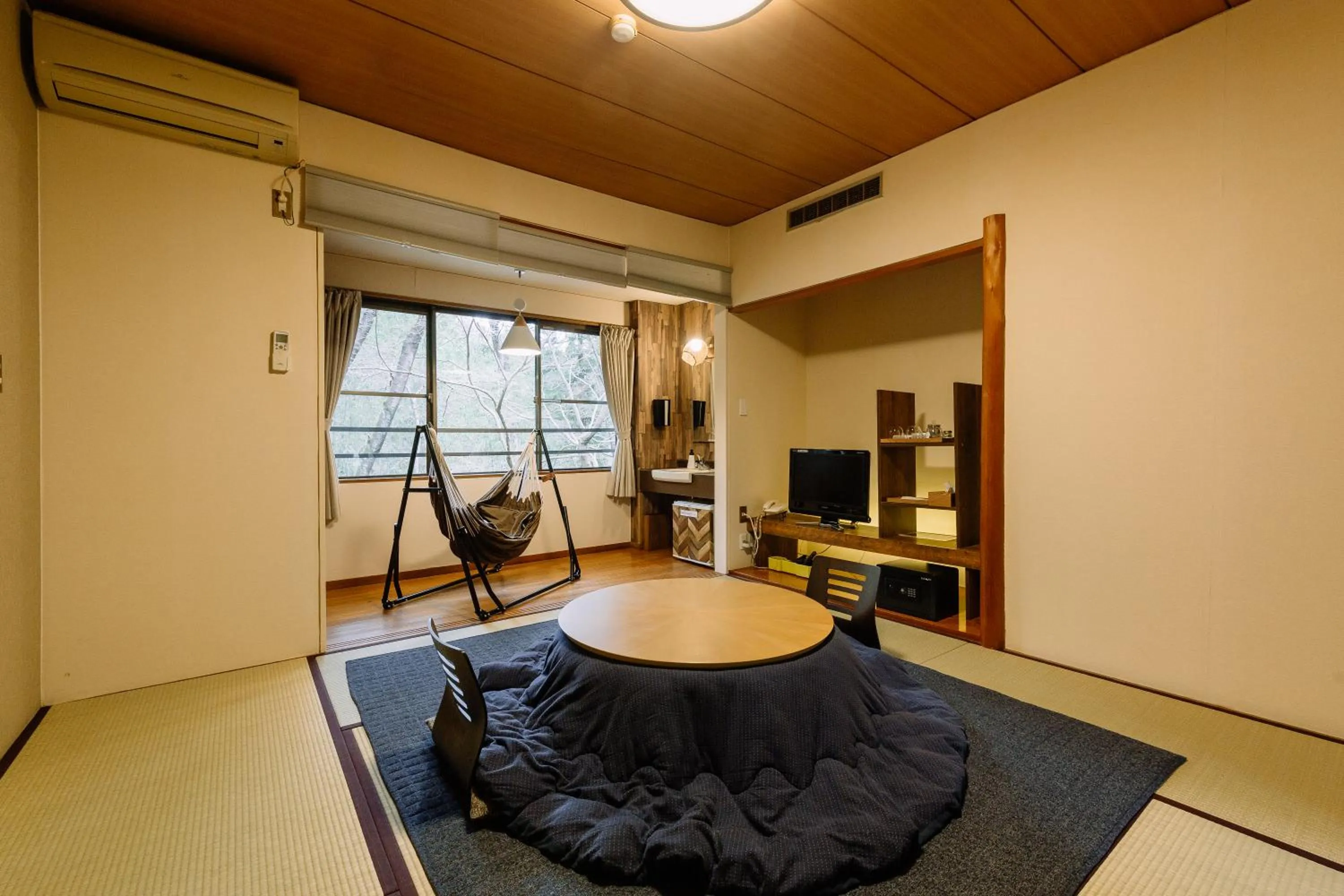 Photo of the whole room in Hisaeya Ryokan