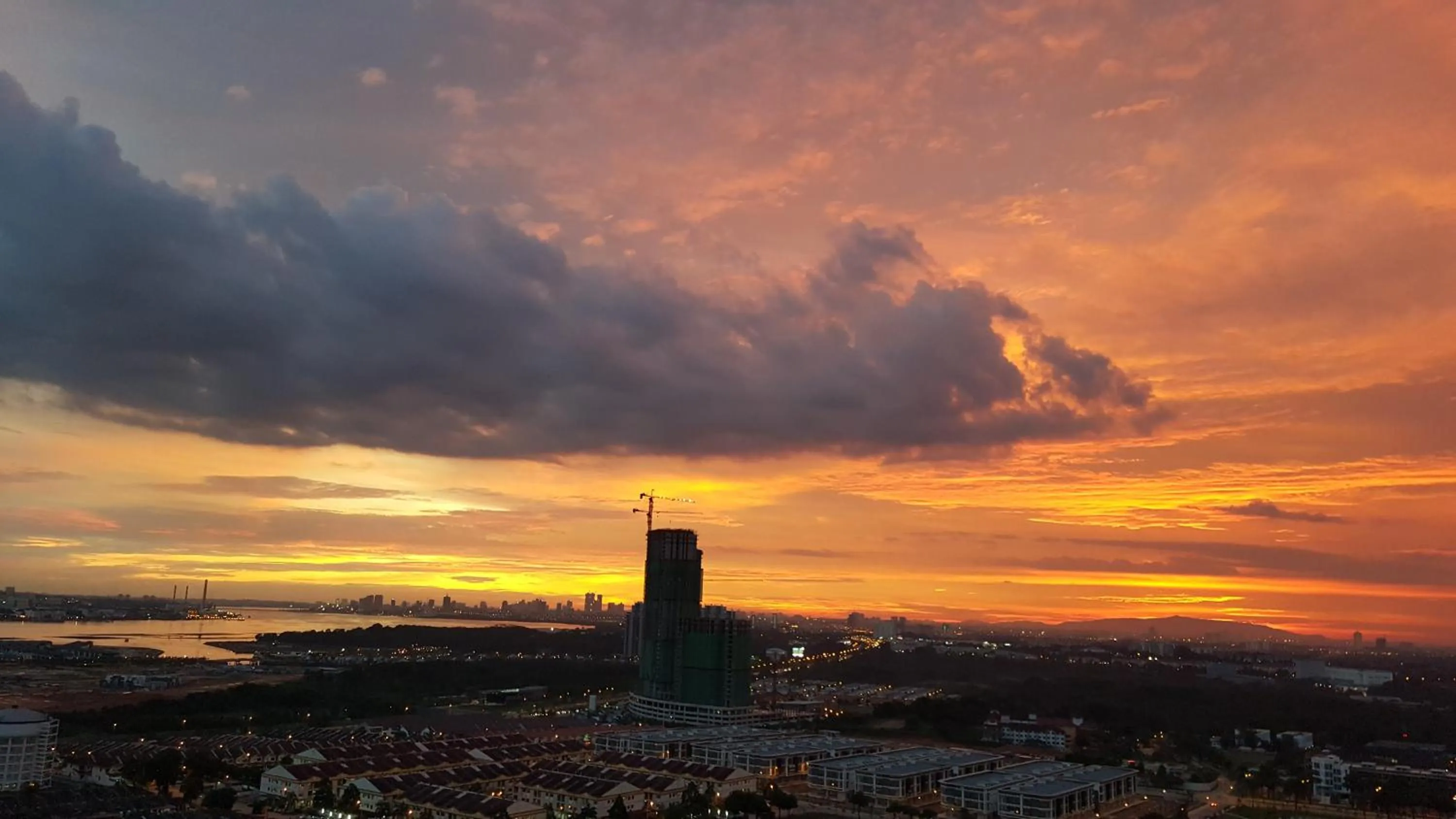 Property building in D'calton seaview apartment