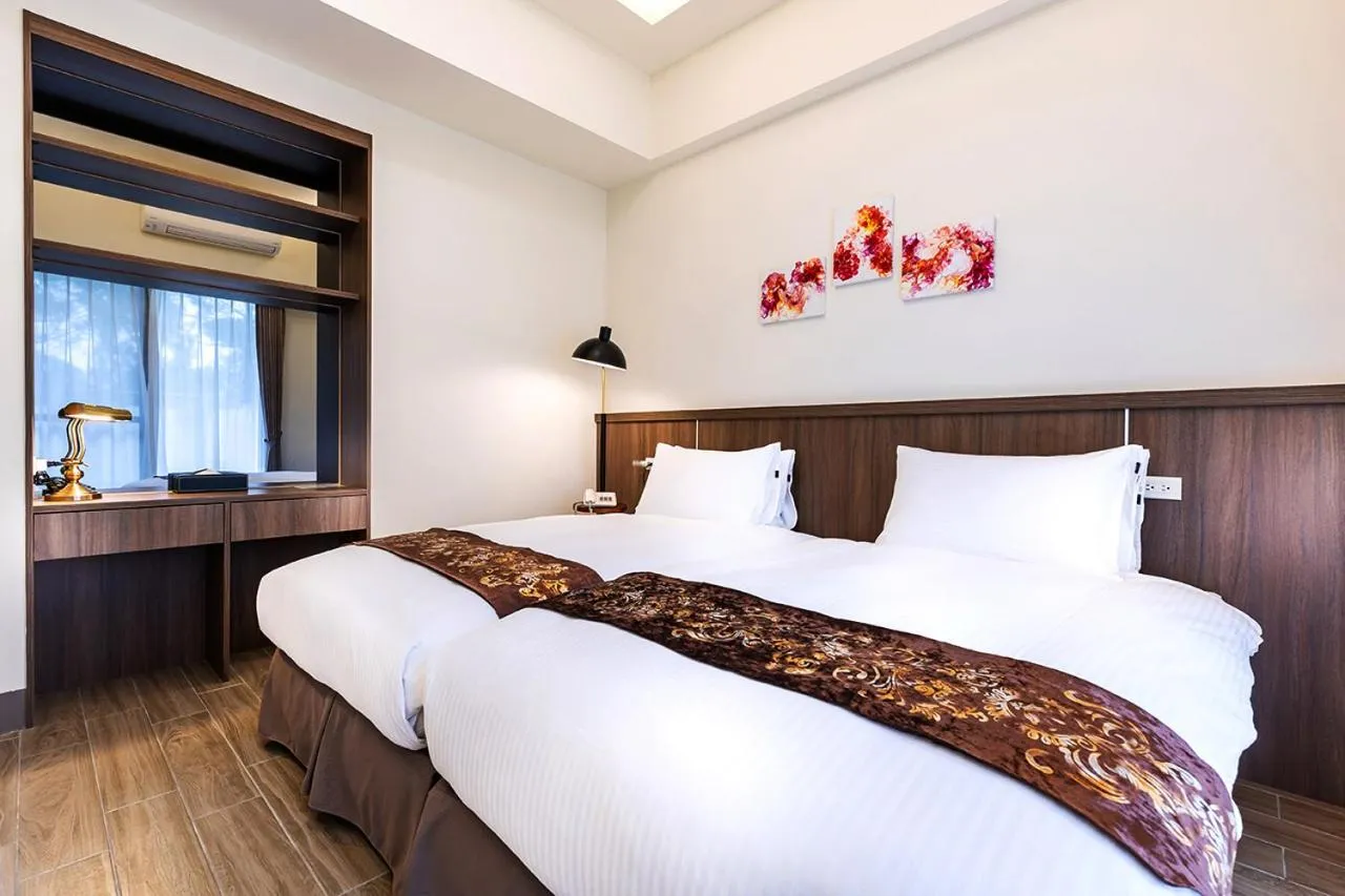 Bedroom, Bed in Hoya Spa Hotel