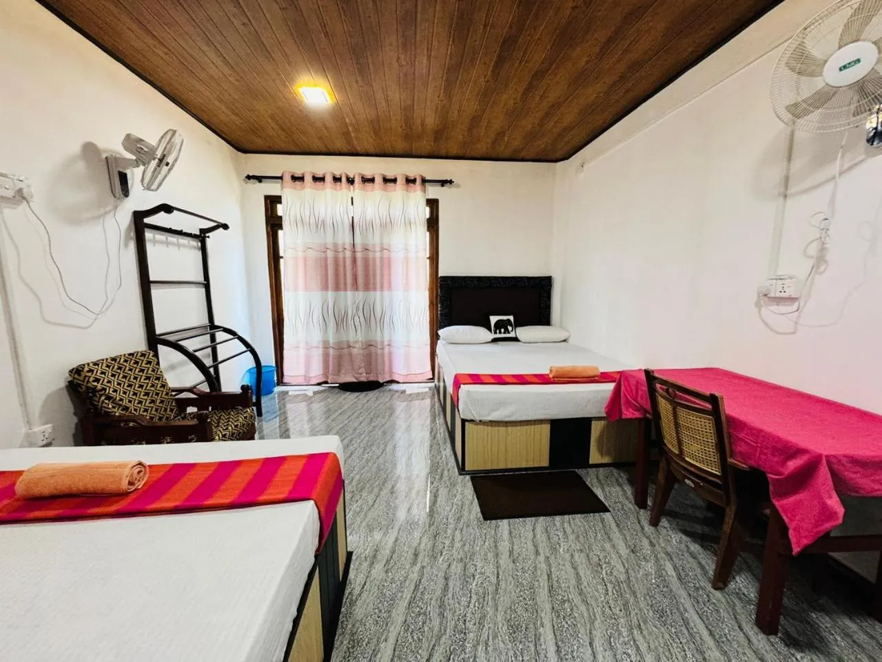 Bed in Dambulla Tourist Resort