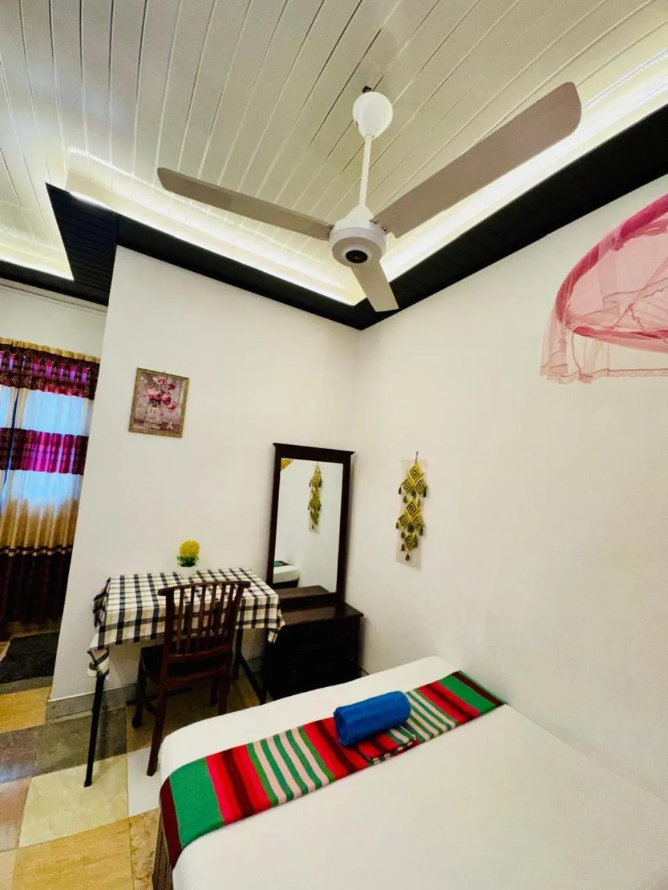 Bed in Dambulla Tourist Resort