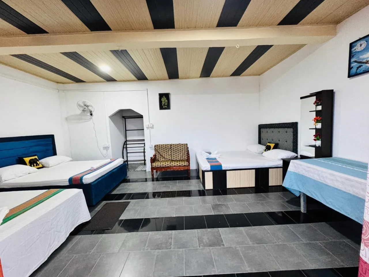 Bed in Dambulla Tourist Resort