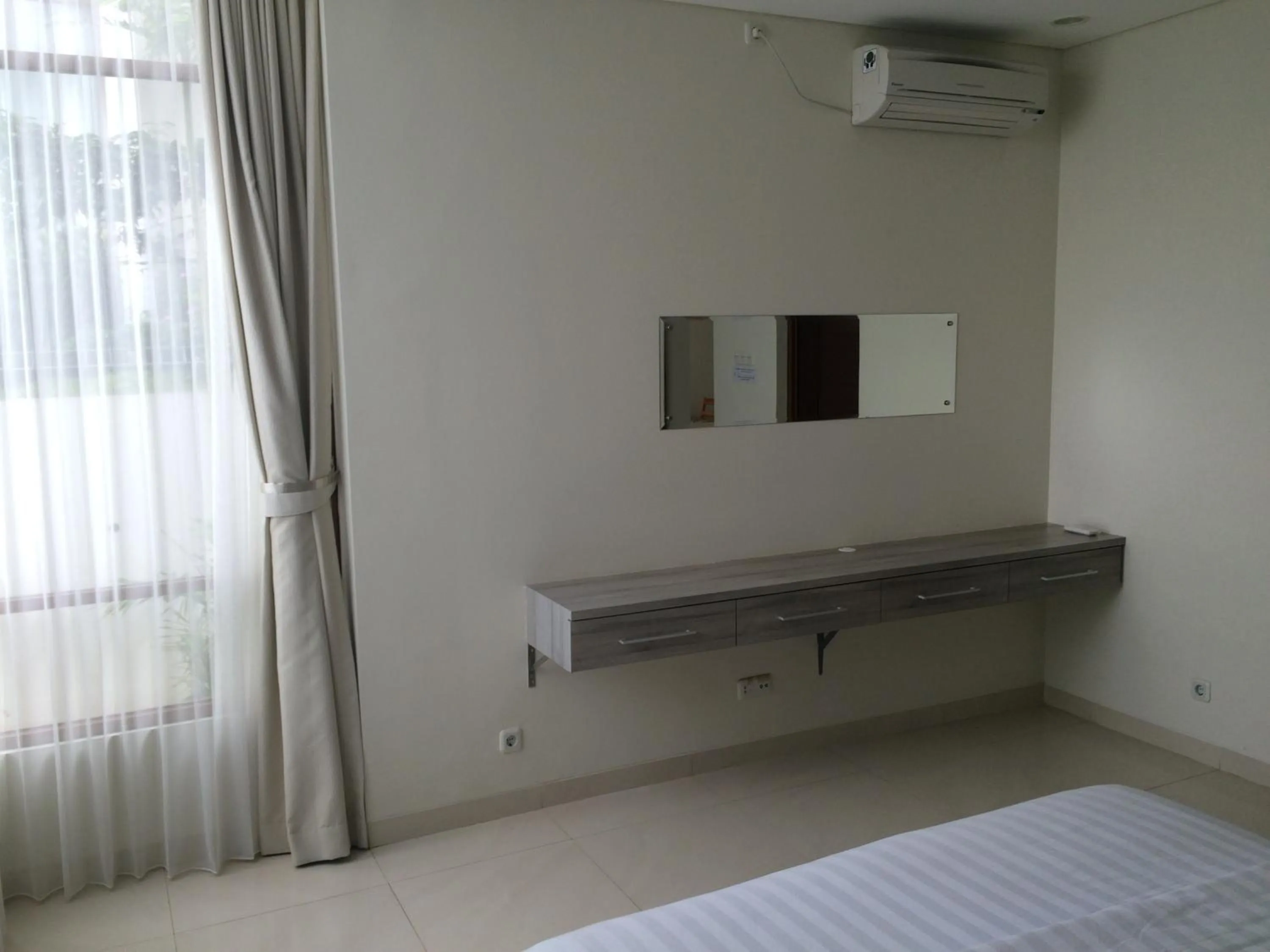 Bedroom, Bed in Roemah Asri Villa - Resor Dago Pakar