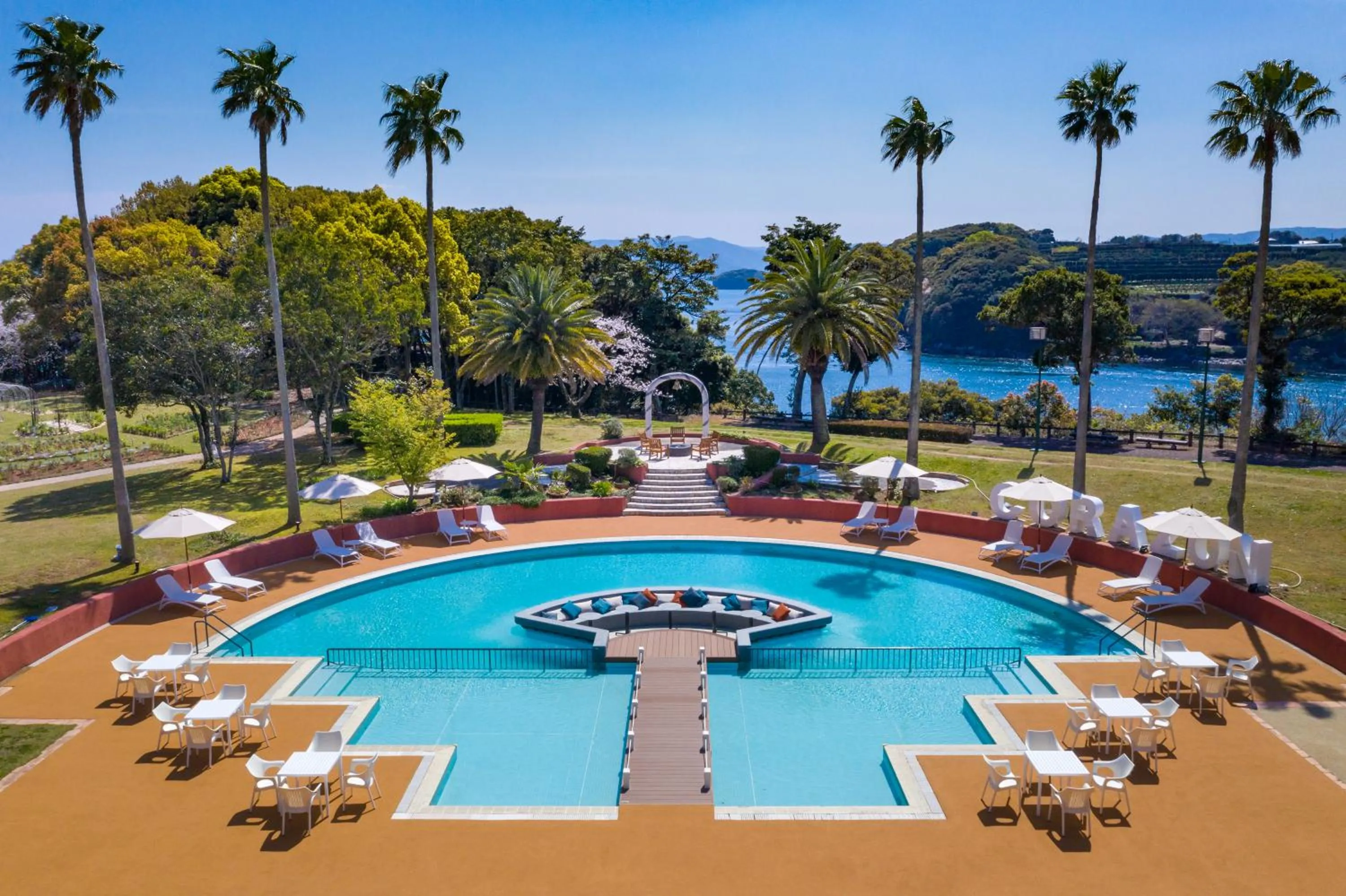 Pool view in Ooedo Onsen Monogatari Premium Saikaibashi