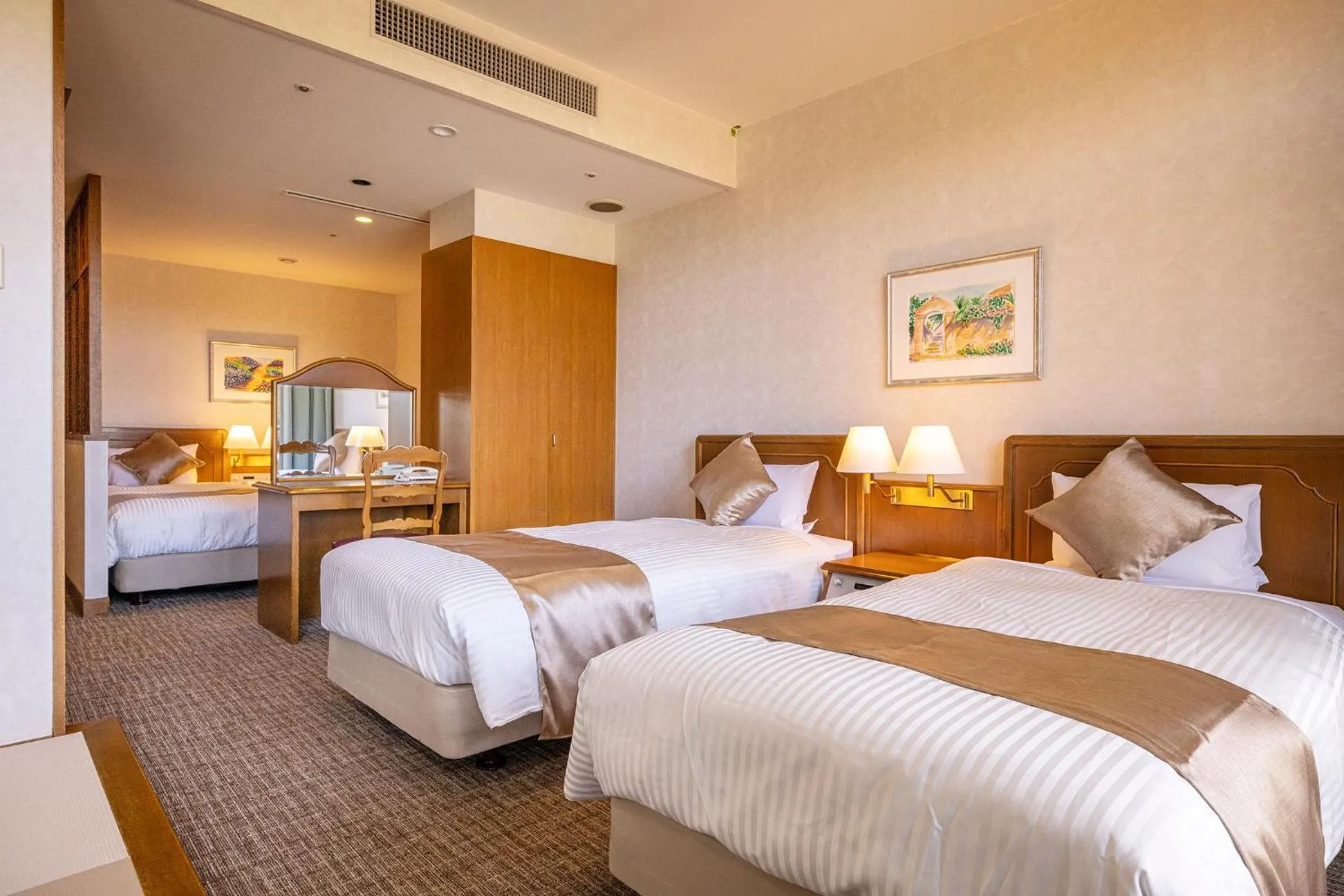 Photo of the whole room, Bed in Ooedo Onsen Monogatari Premium Saikaibashi