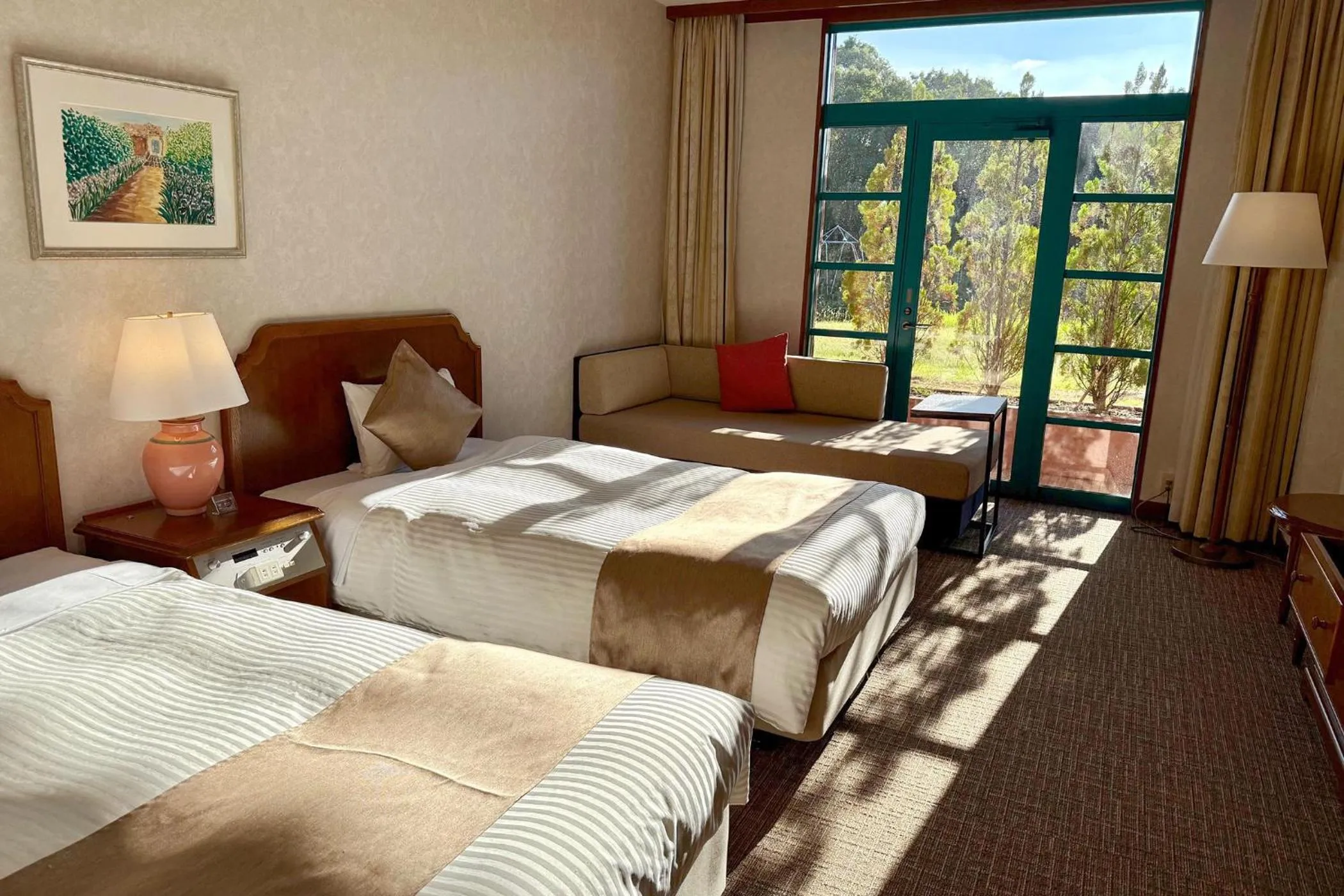 Photo of the whole room, Bed in Ooedo Onsen Monogatari Premium Saikaibashi