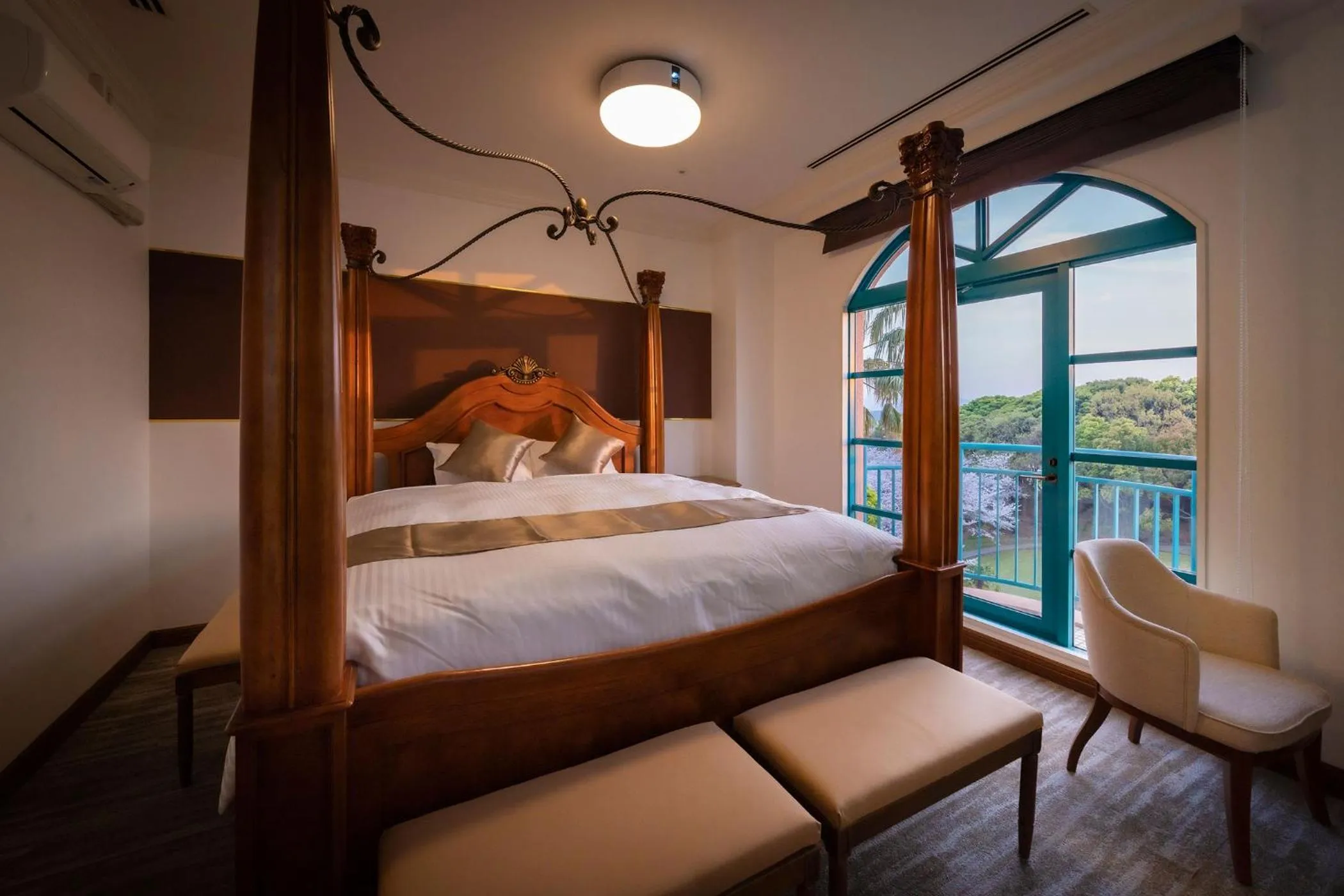 Bed in Ooedo Onsen Monogatari Premium Saikaibashi