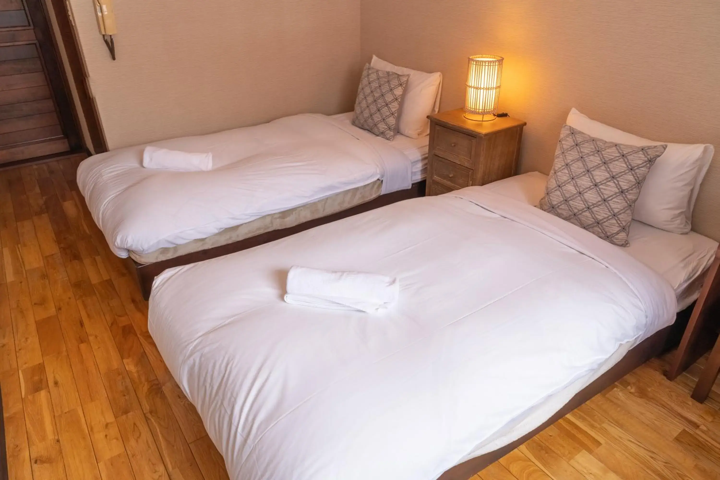 Double or Twin Room with Private Bathroom - single occupancy in Panketo Lodge & Yoga Studio Double or Twin Room with Private Bathroom - single occupancy in Panketo Lodge & Yoga Studio