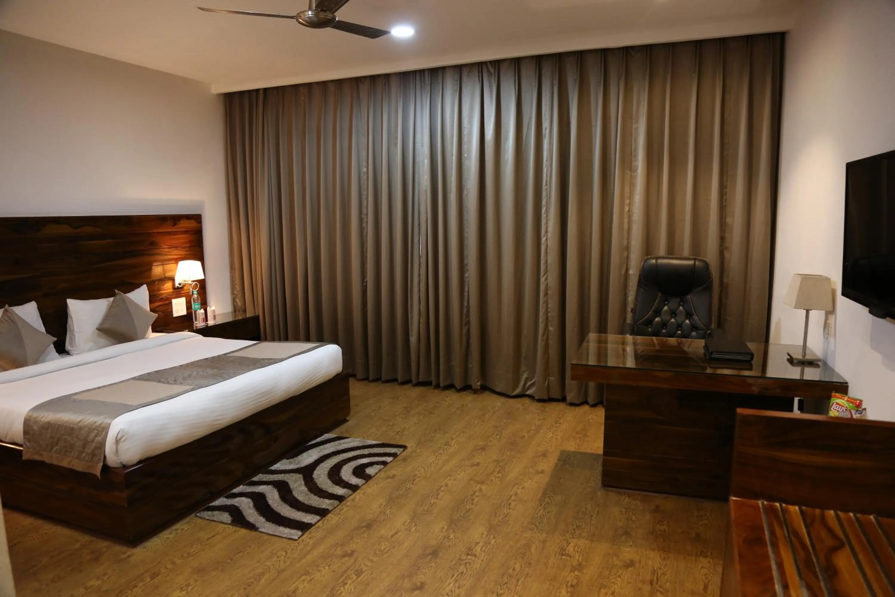 Bedroom, Bed in Ana Clarks Inn, Panchkula