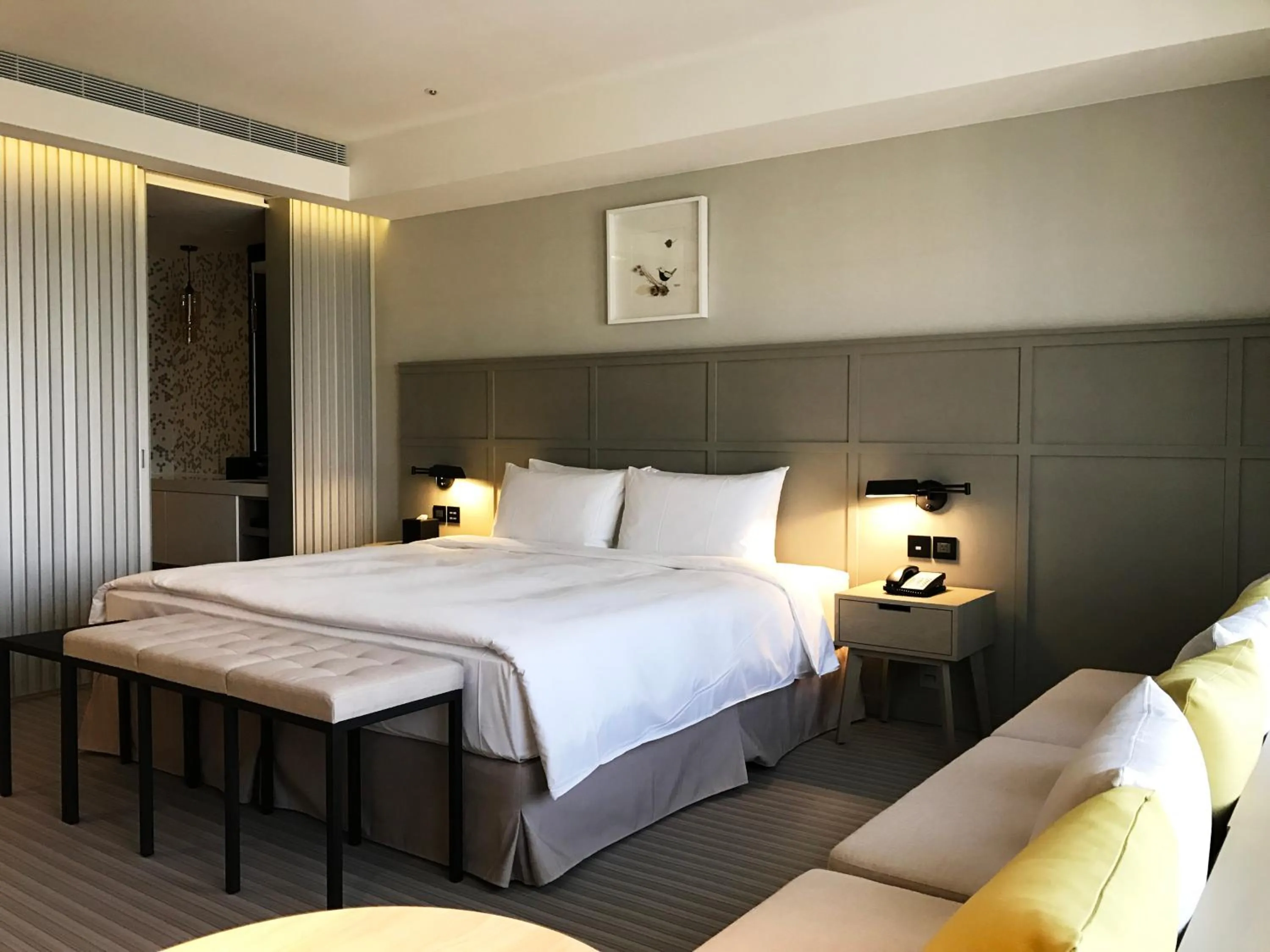 Photo of the whole room, Bed in Greet Inn