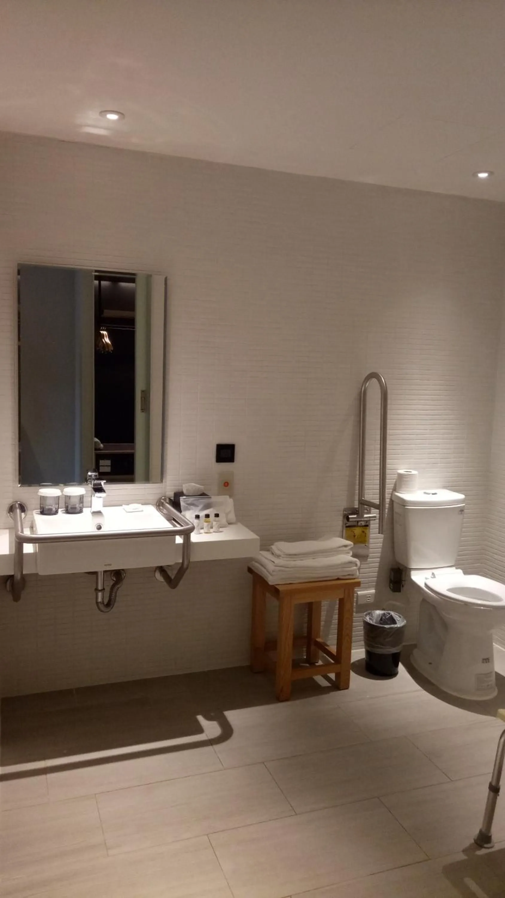 Bathroom in Greet Inn