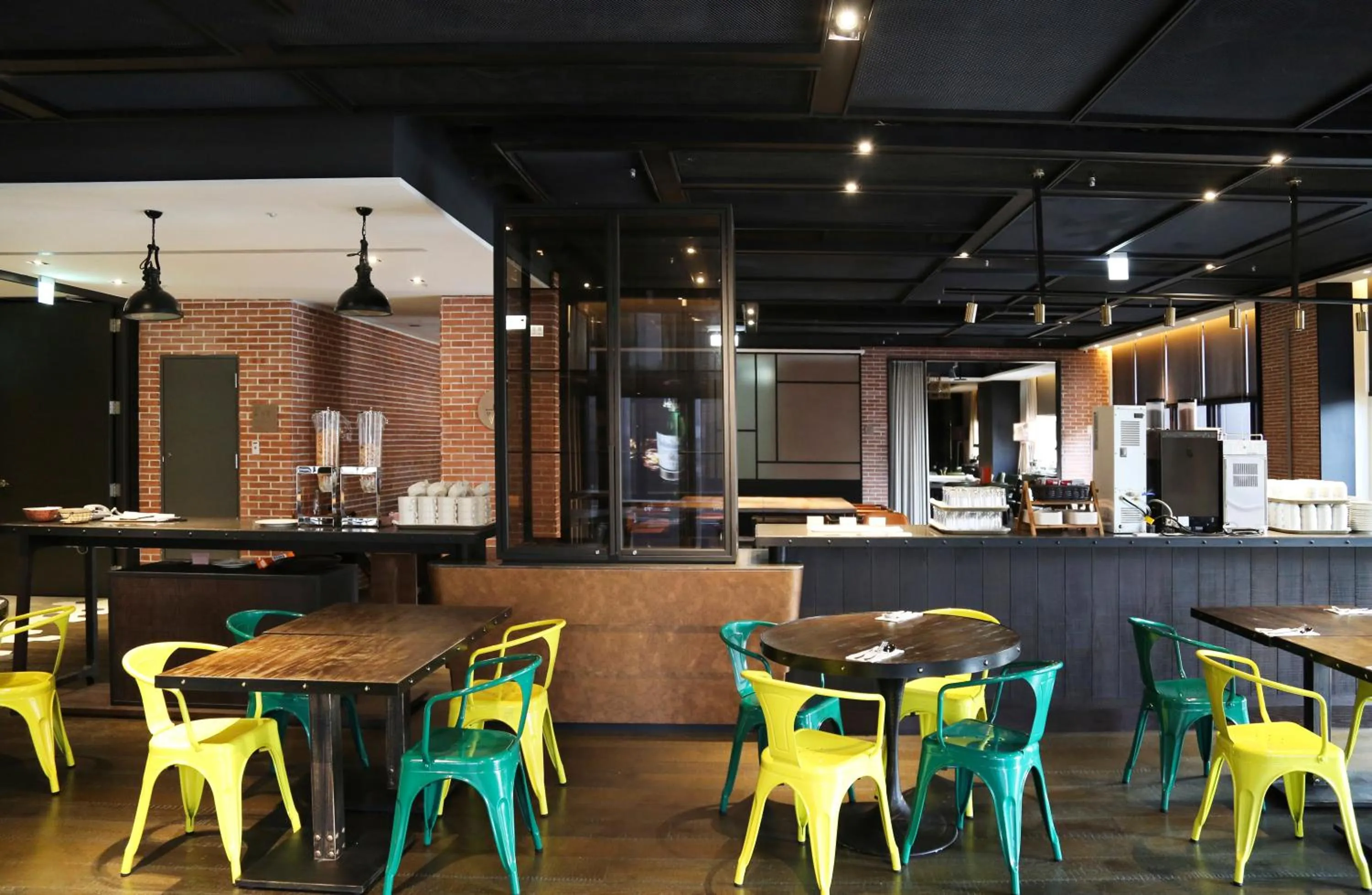 Restaurant/places to eat in Greet Inn