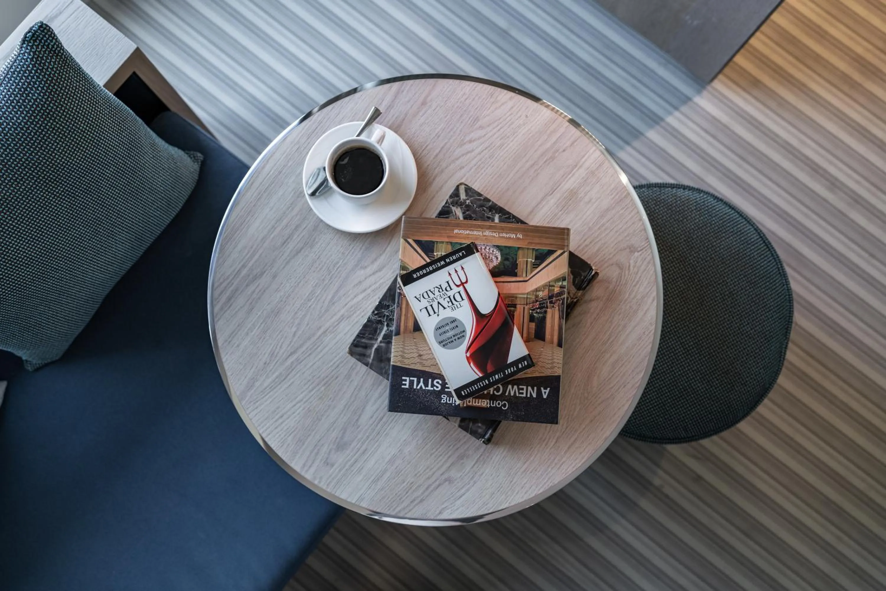 Seating area in Greet Inn