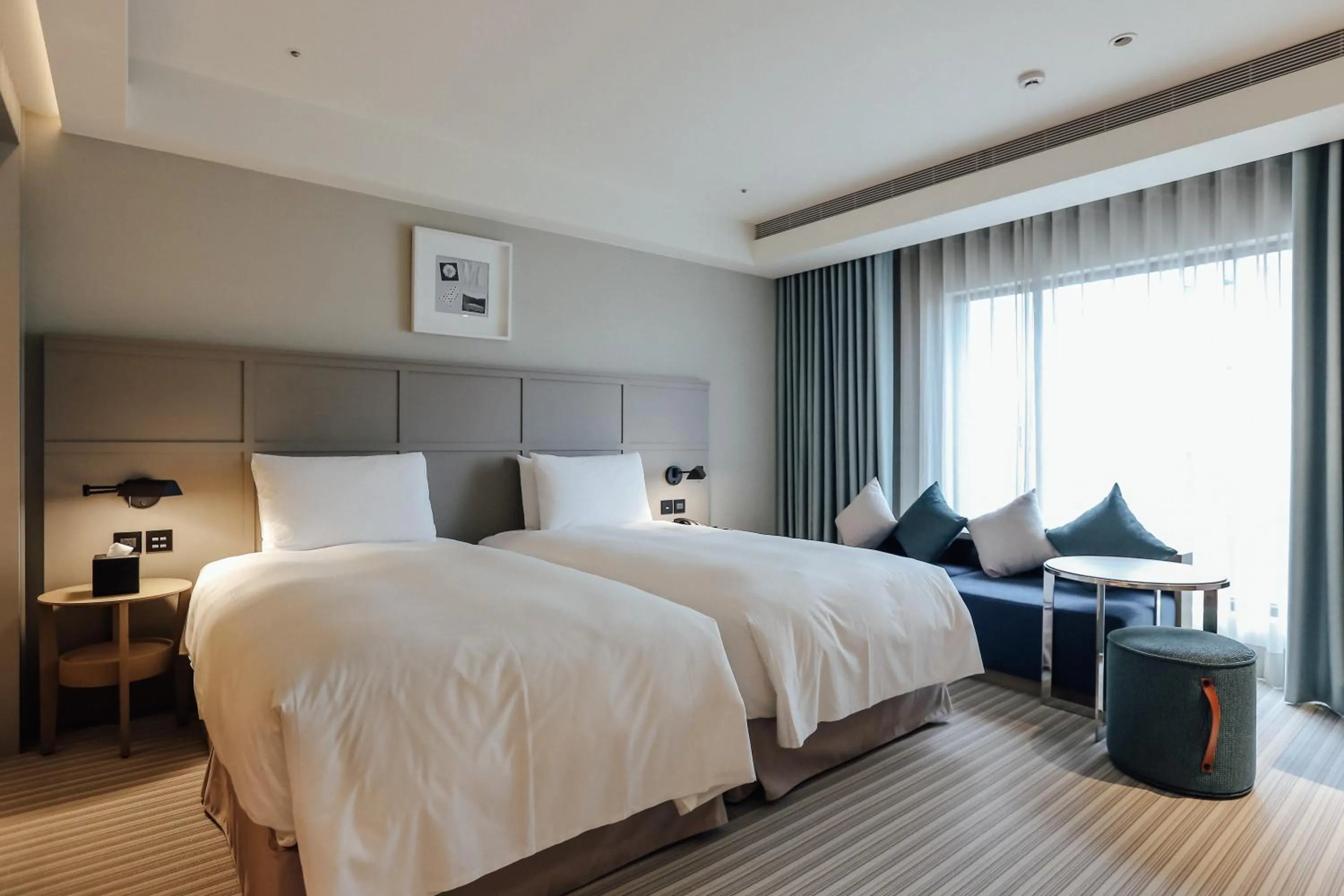 Photo of the whole room, Bed in Greet Inn