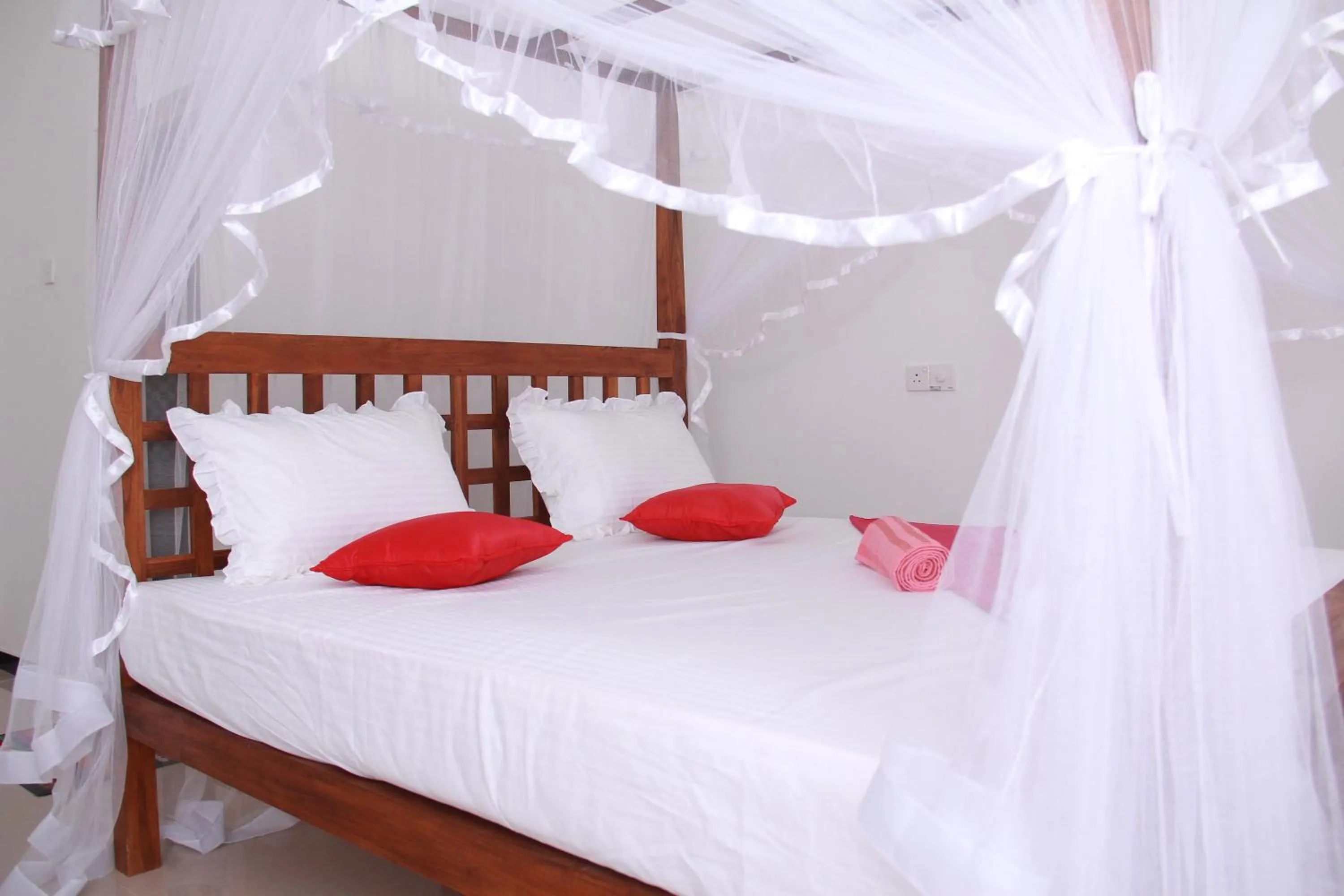 bunk bed, Bed in Resort of Happiness