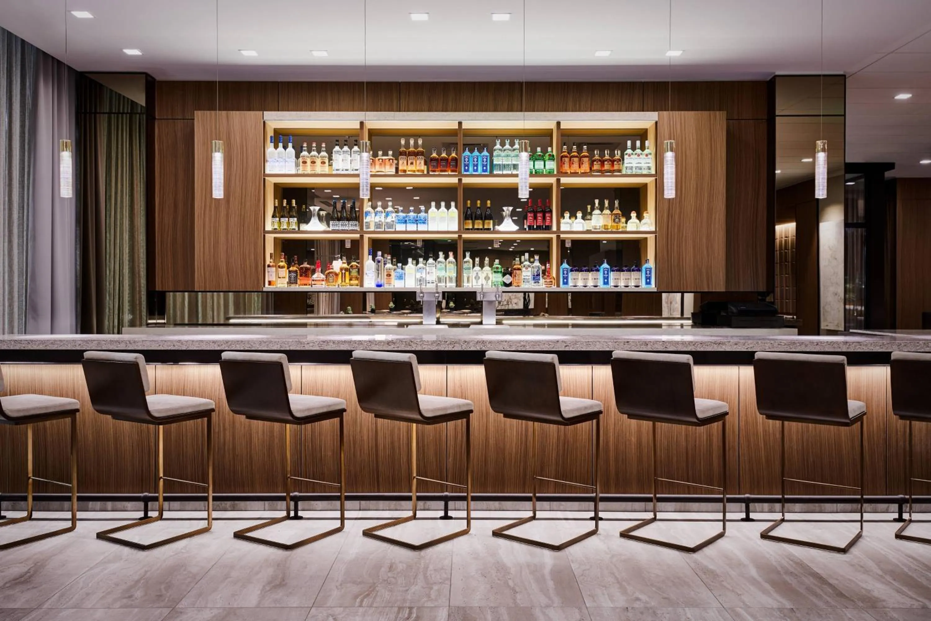 Lounge or bar in AC Hotel by Marriott Bloomington Mall of America