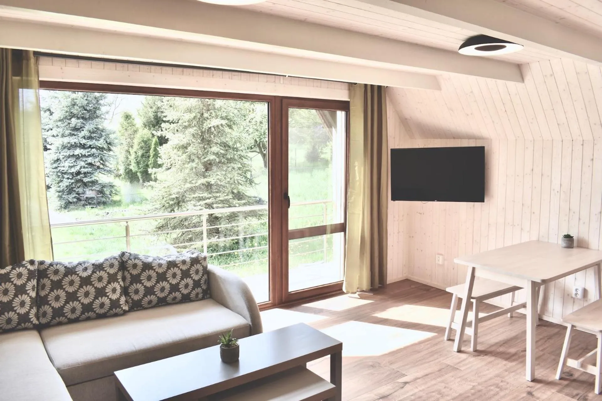 Living room in Retro chaty Soběšky