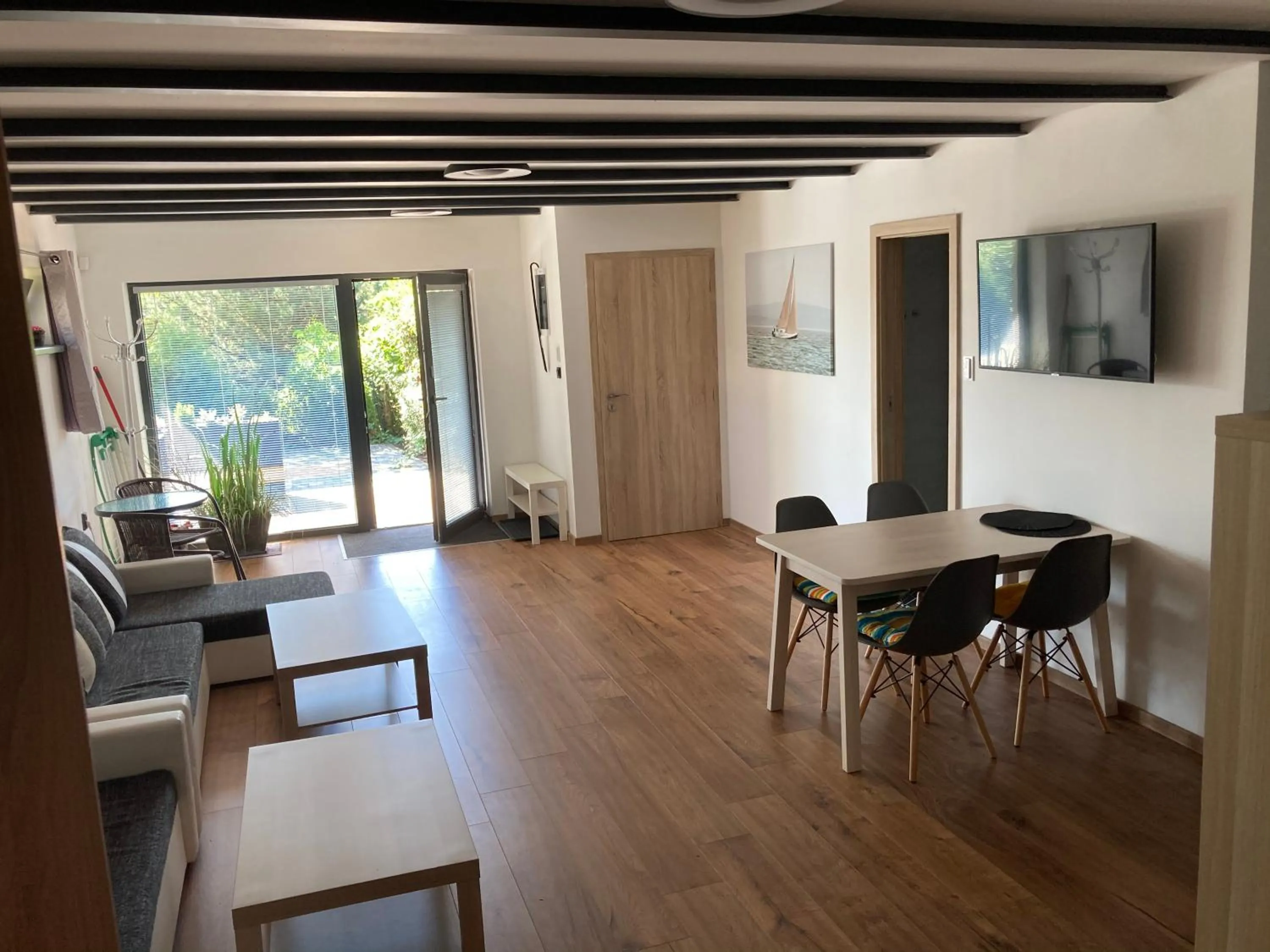 Living room in Retro chaty Soběšky