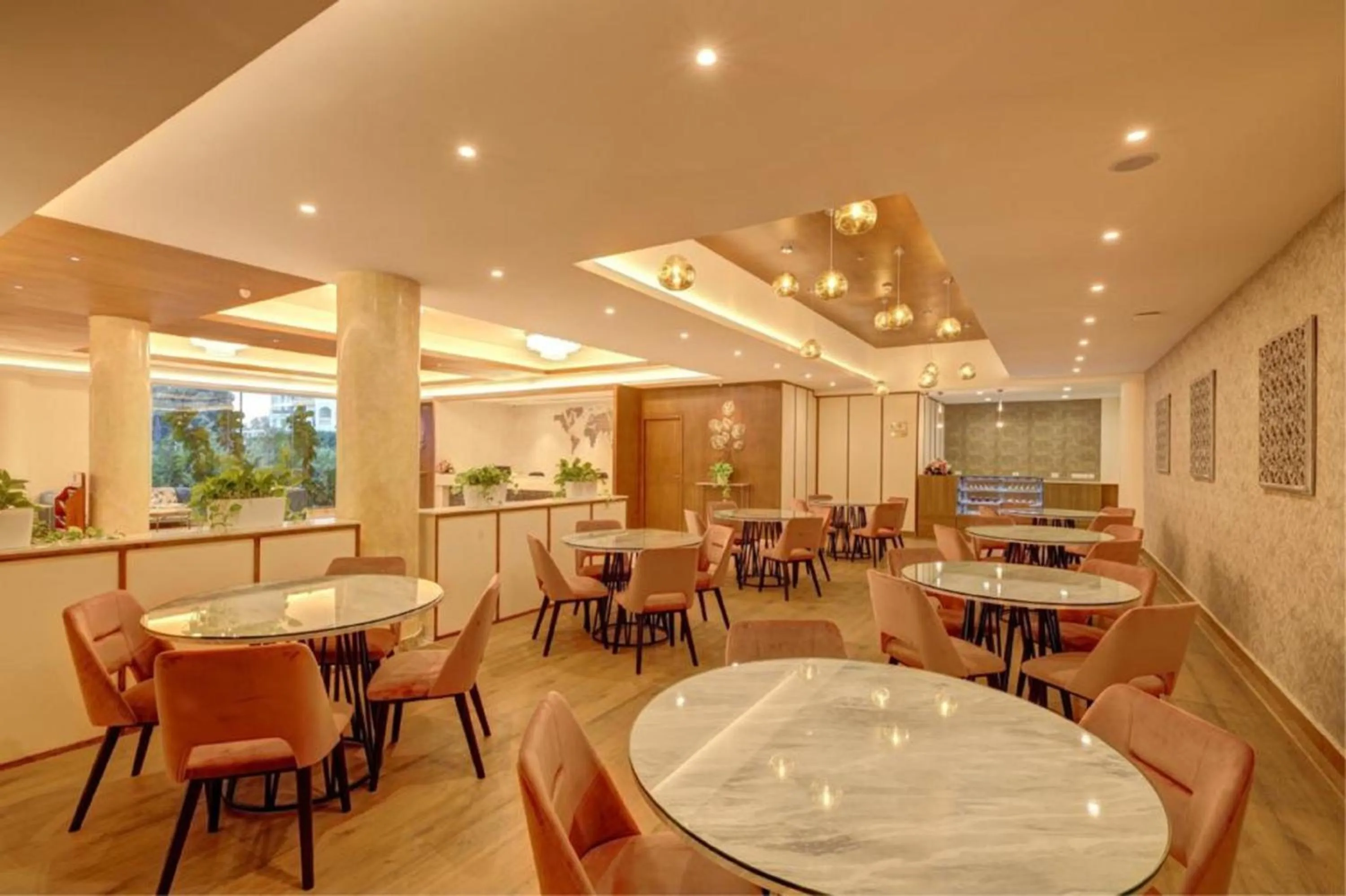 Restaurant/places to eat in IMA House