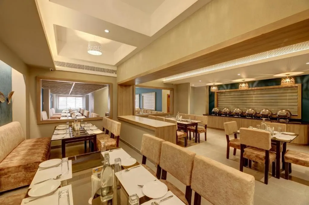 Restaurant/places to eat in IMA House