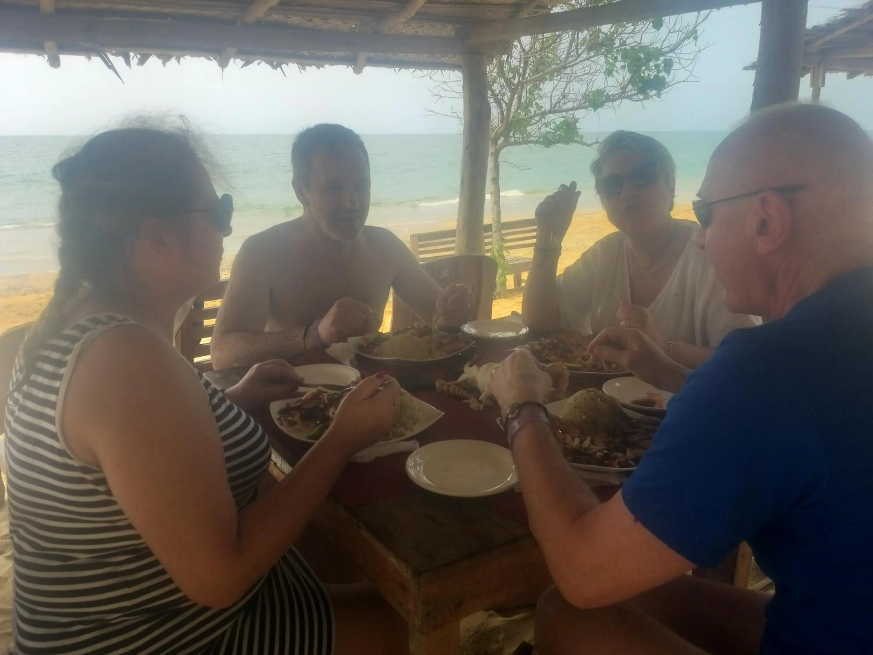 Restaurant/places to eat in Ocean View Beach Resort - Kalpitiya