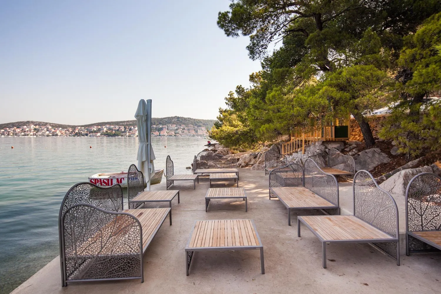 Beach in Hotel Borovnik