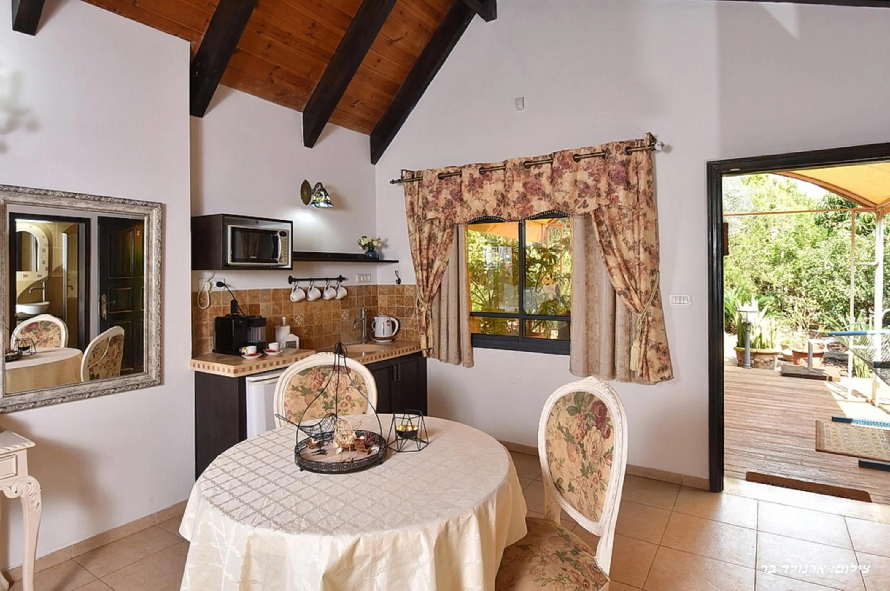 Dining area in Agama