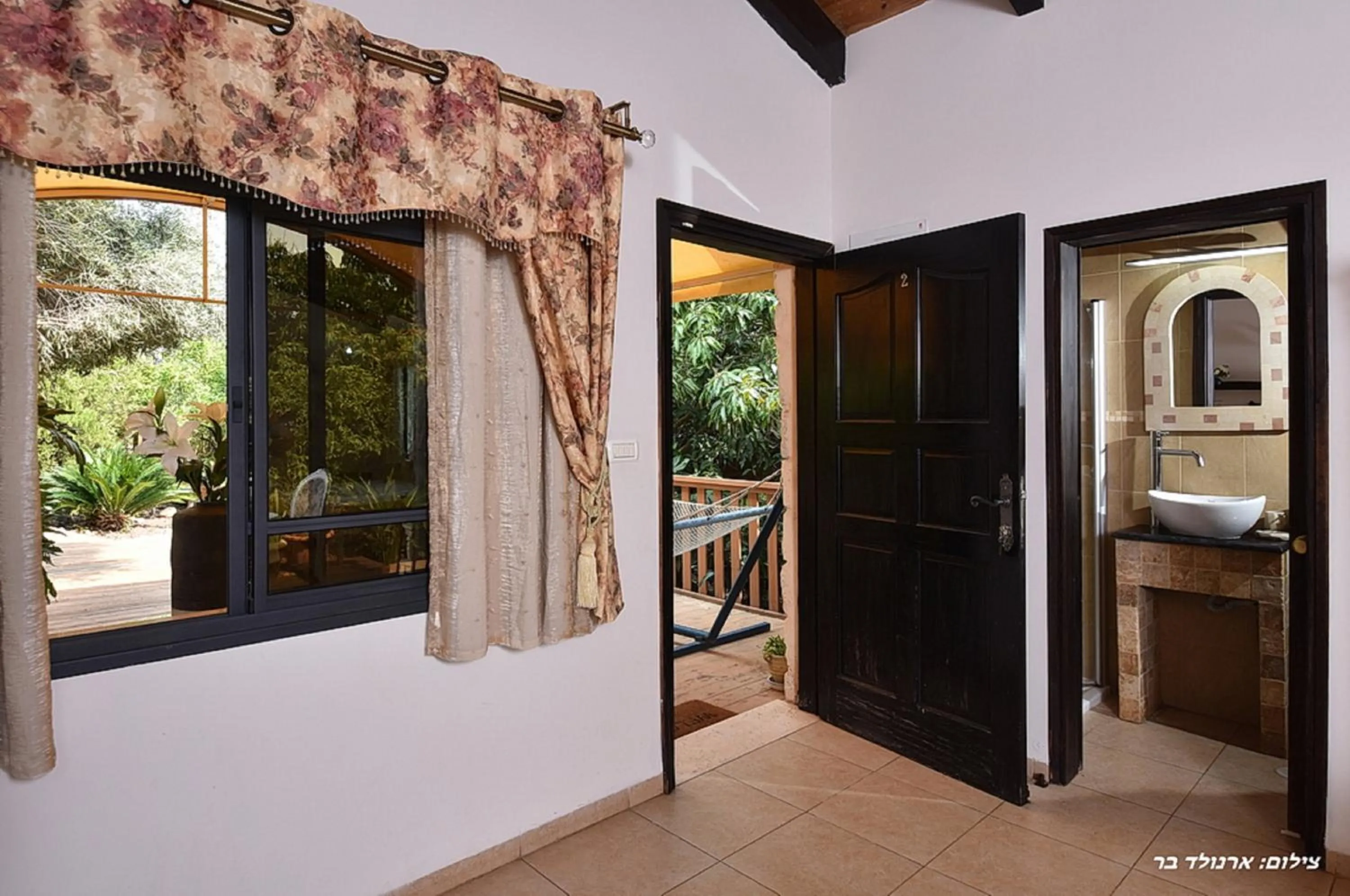 Facade/entrance, Bed in Agama