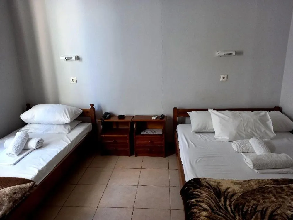 Bedroom, Bed in Hotel Korydallos