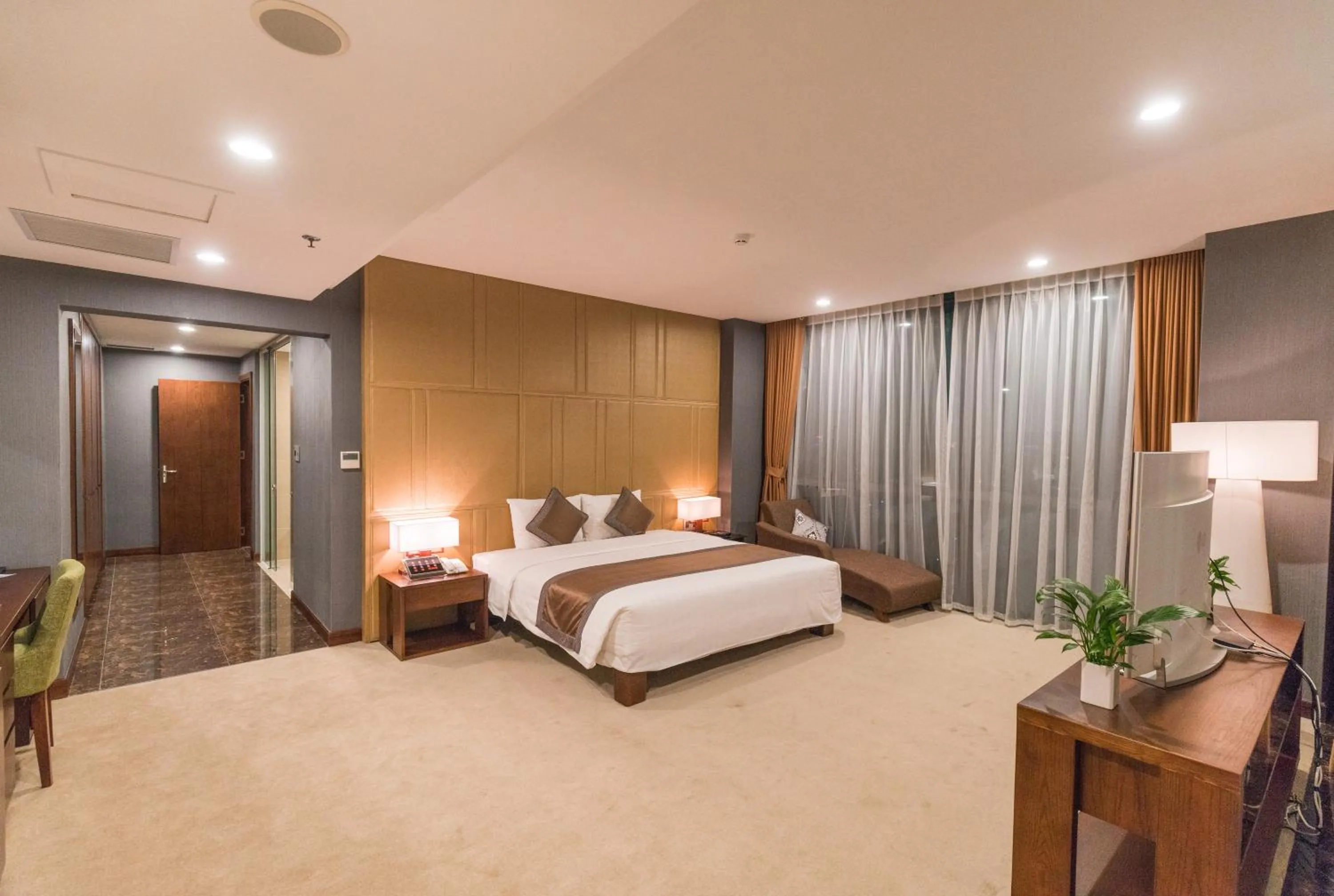 Photo of the whole room, Bed in Bien Bac Hotel