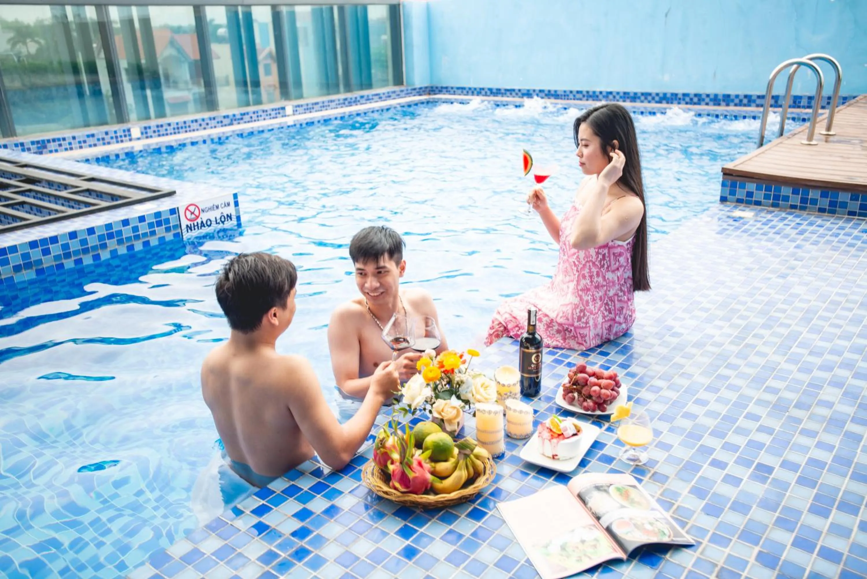 Swimming pool in Bien Bac Hotel
