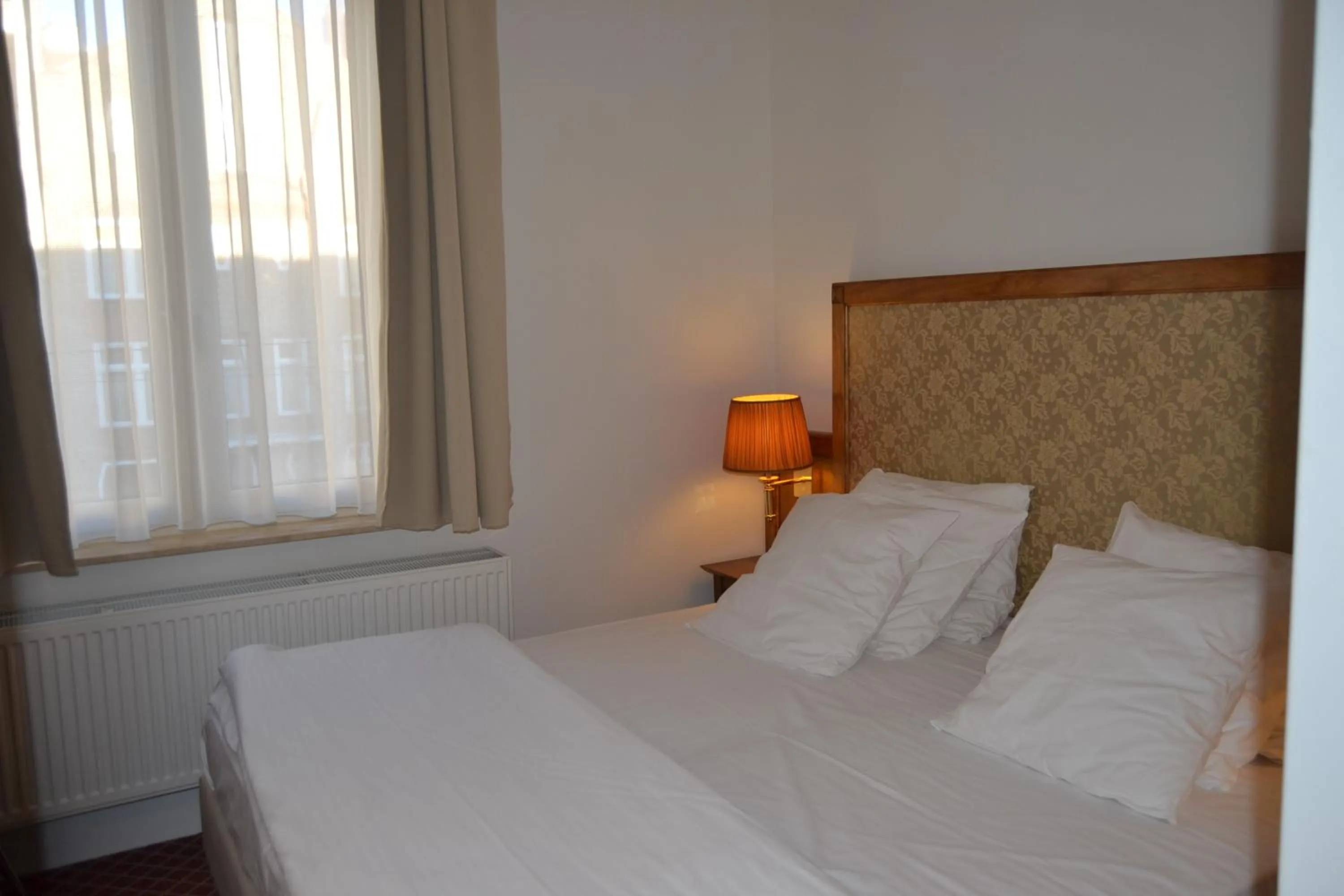 Photo of the whole room, Bed in Hotel The Lord