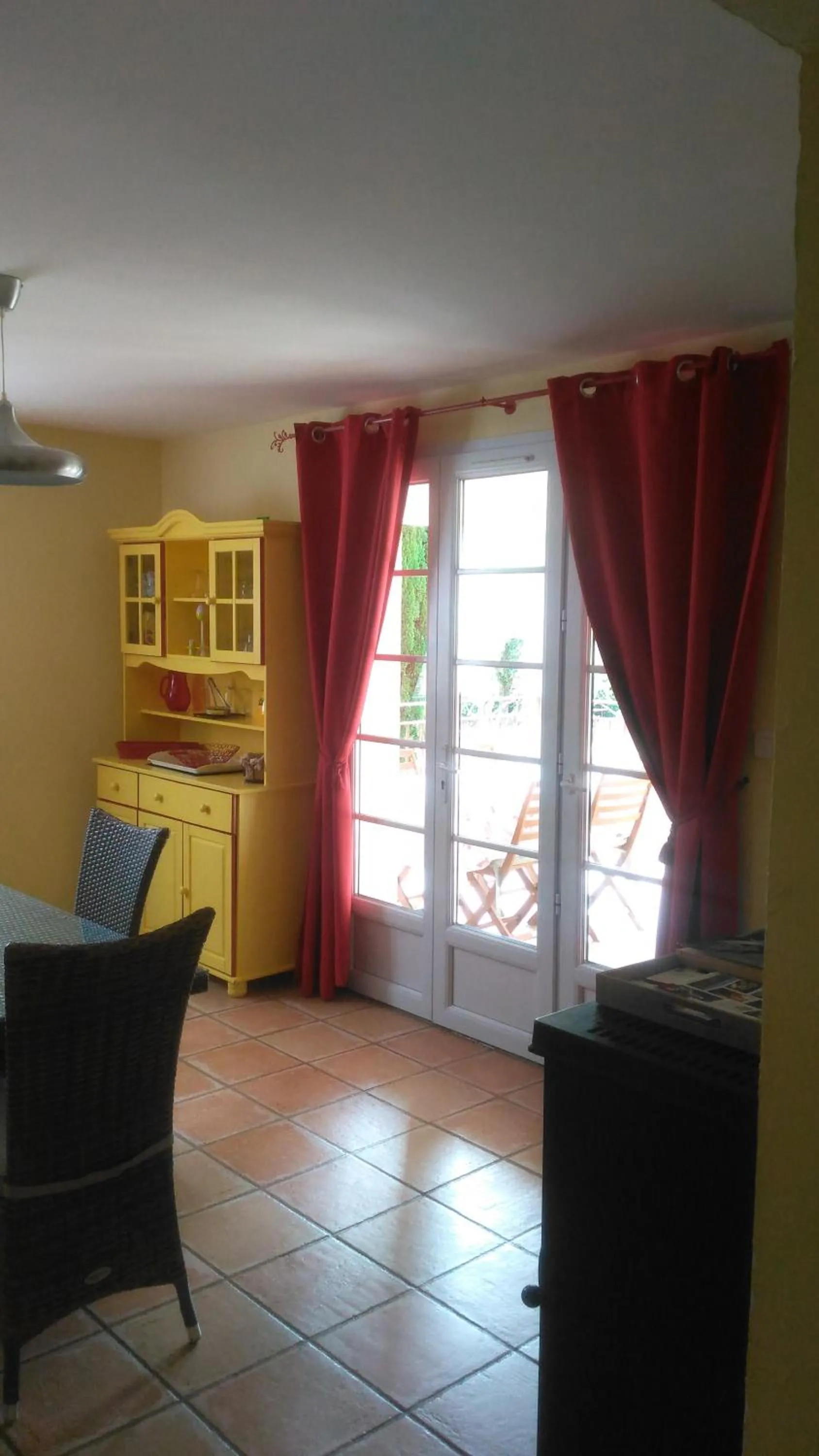 Kitchen or kitchenette in Gite Les Oliviers
