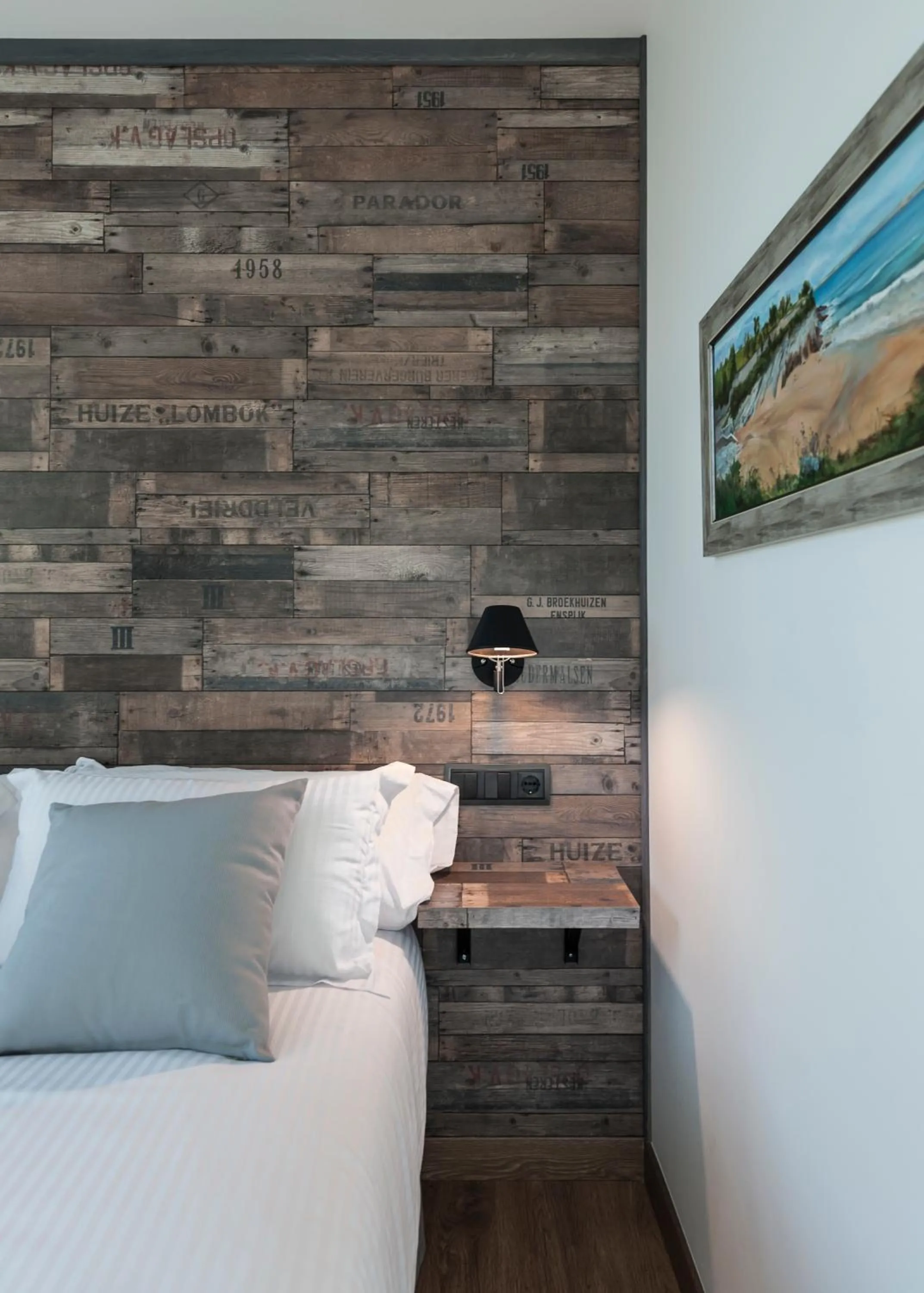 Bedroom, Bed in Suite Home Sardinero