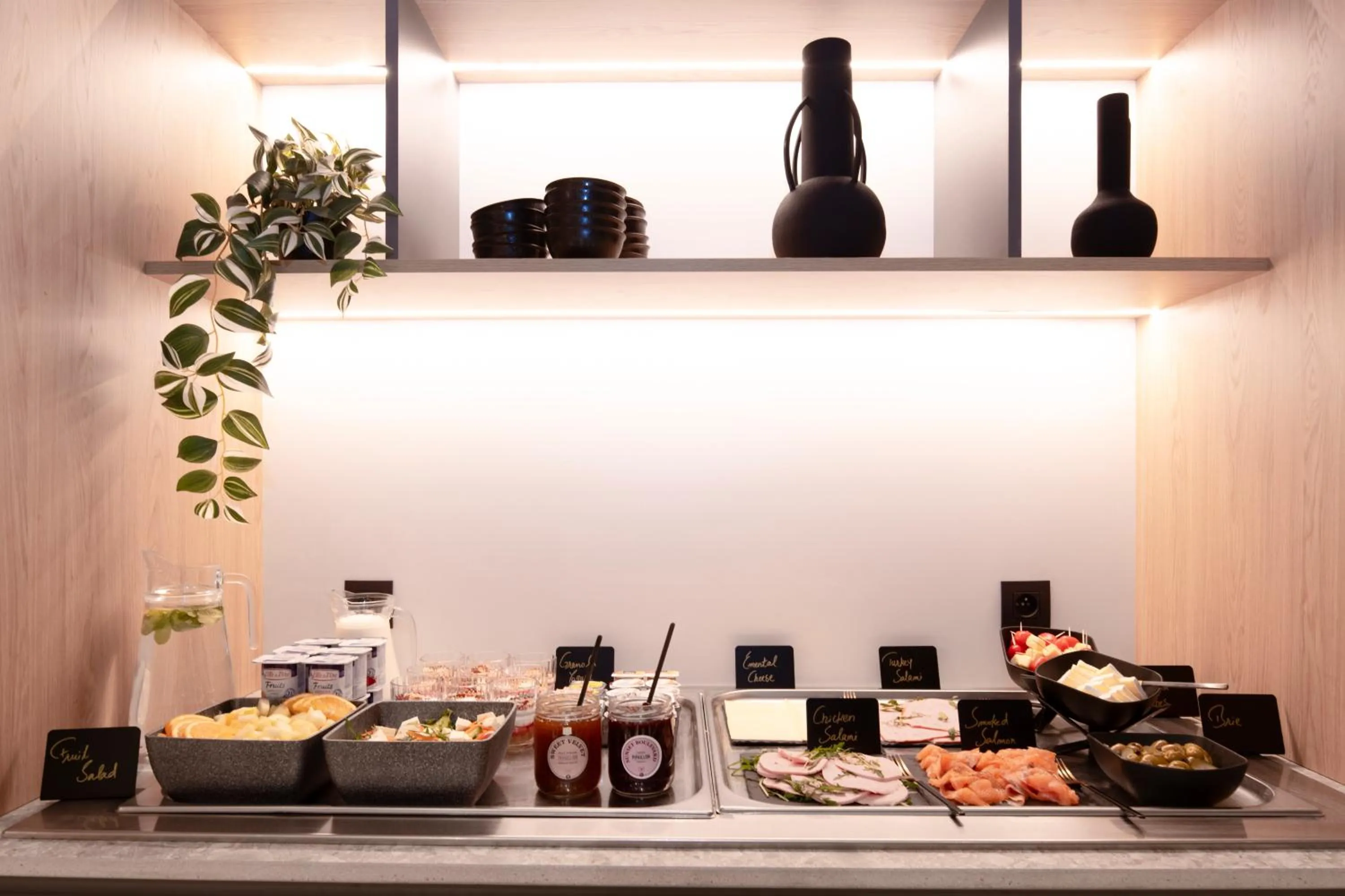 Buffet breakfast in Jill Hotel Brussels