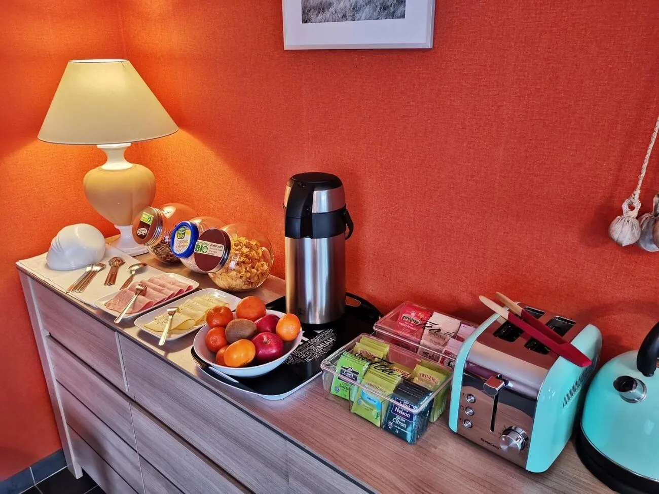 Coffee/tea facilities in Chambres d'hôtes GIDY