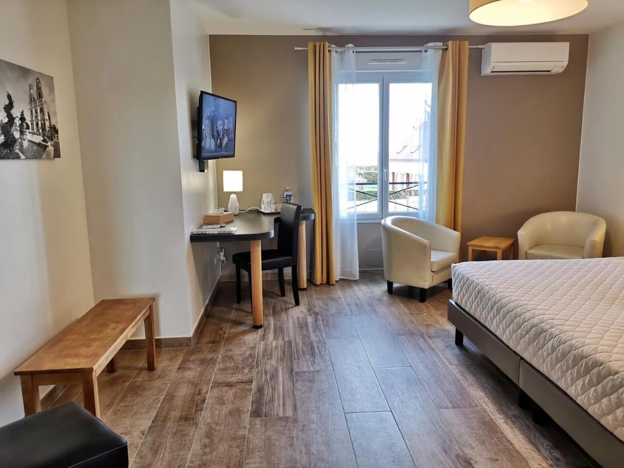 TV and multimedia, Bed in Chambres d'hôtes GIDY