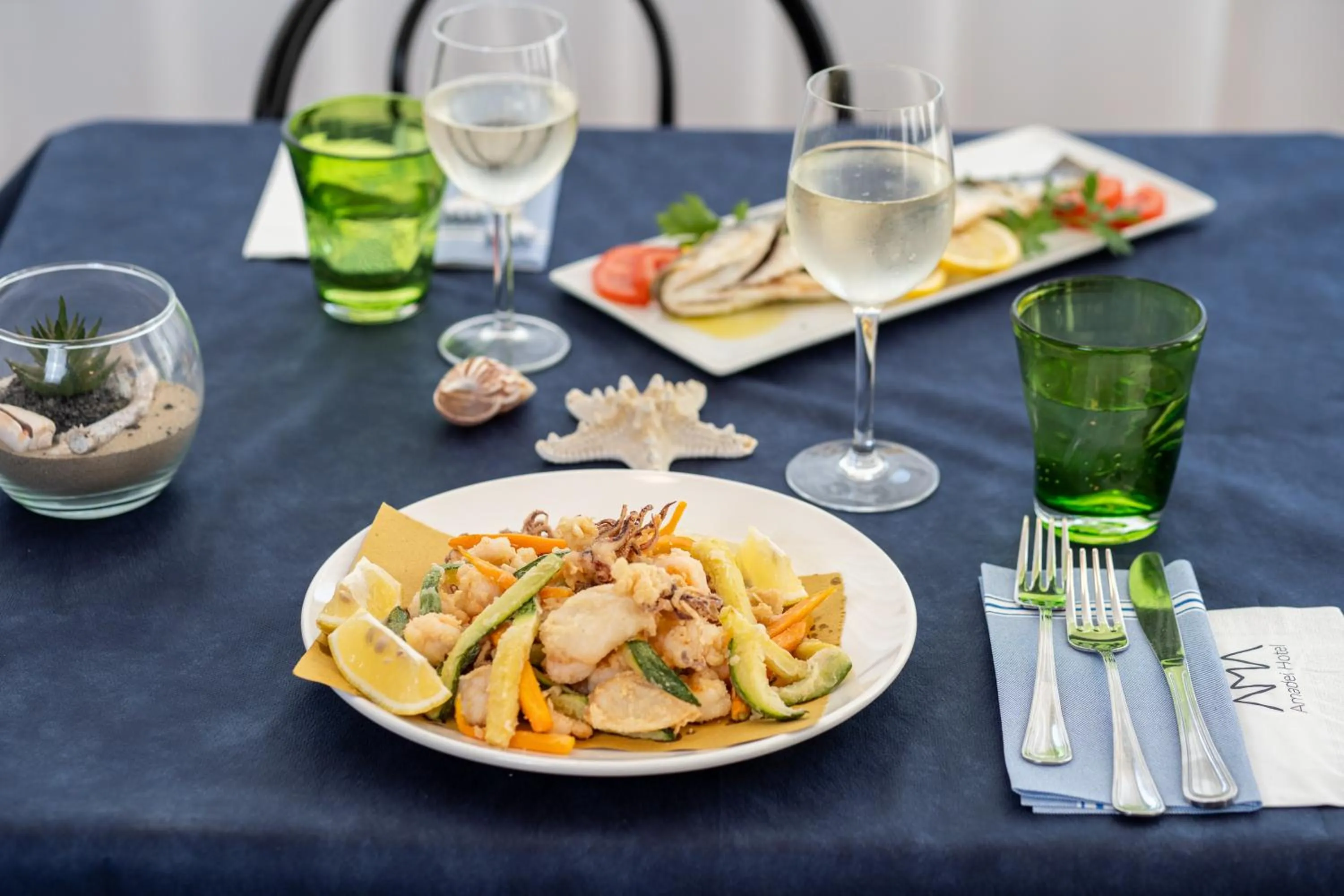 Restaurant/places to eat in Amadei Hotel Blumen