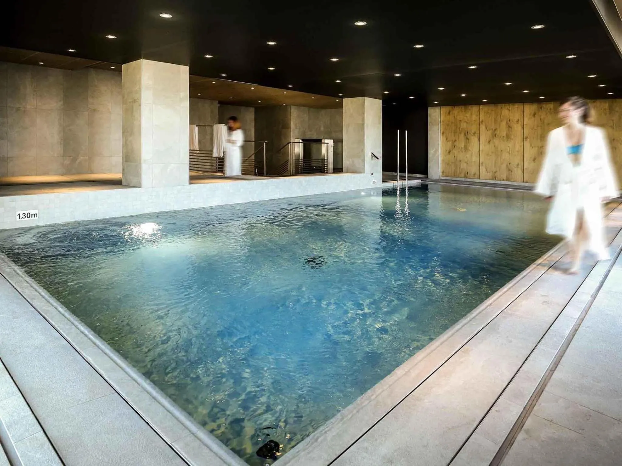 Property building in Ibis Niort Est Mendes France