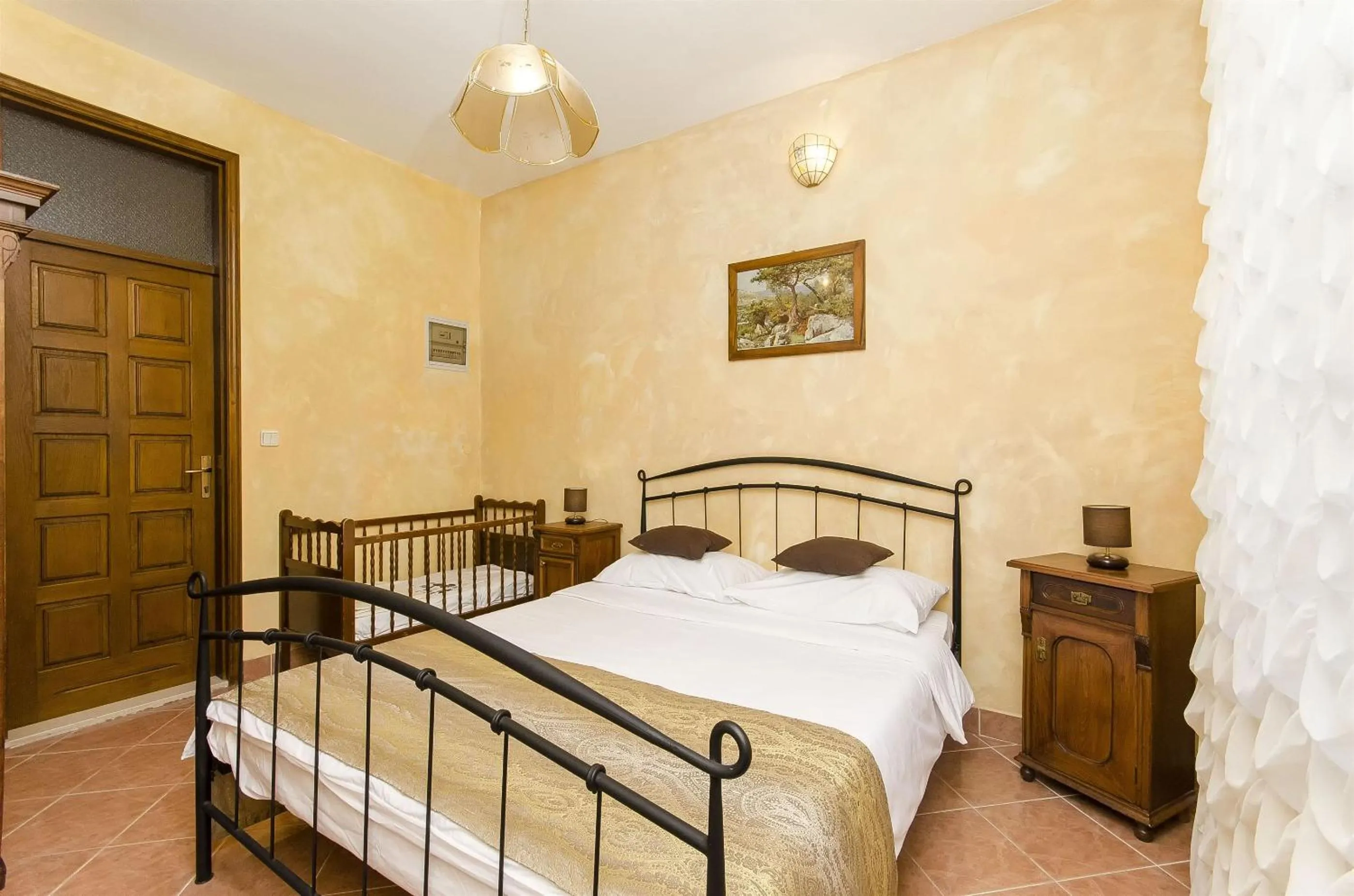 Bed in Palace Derossi