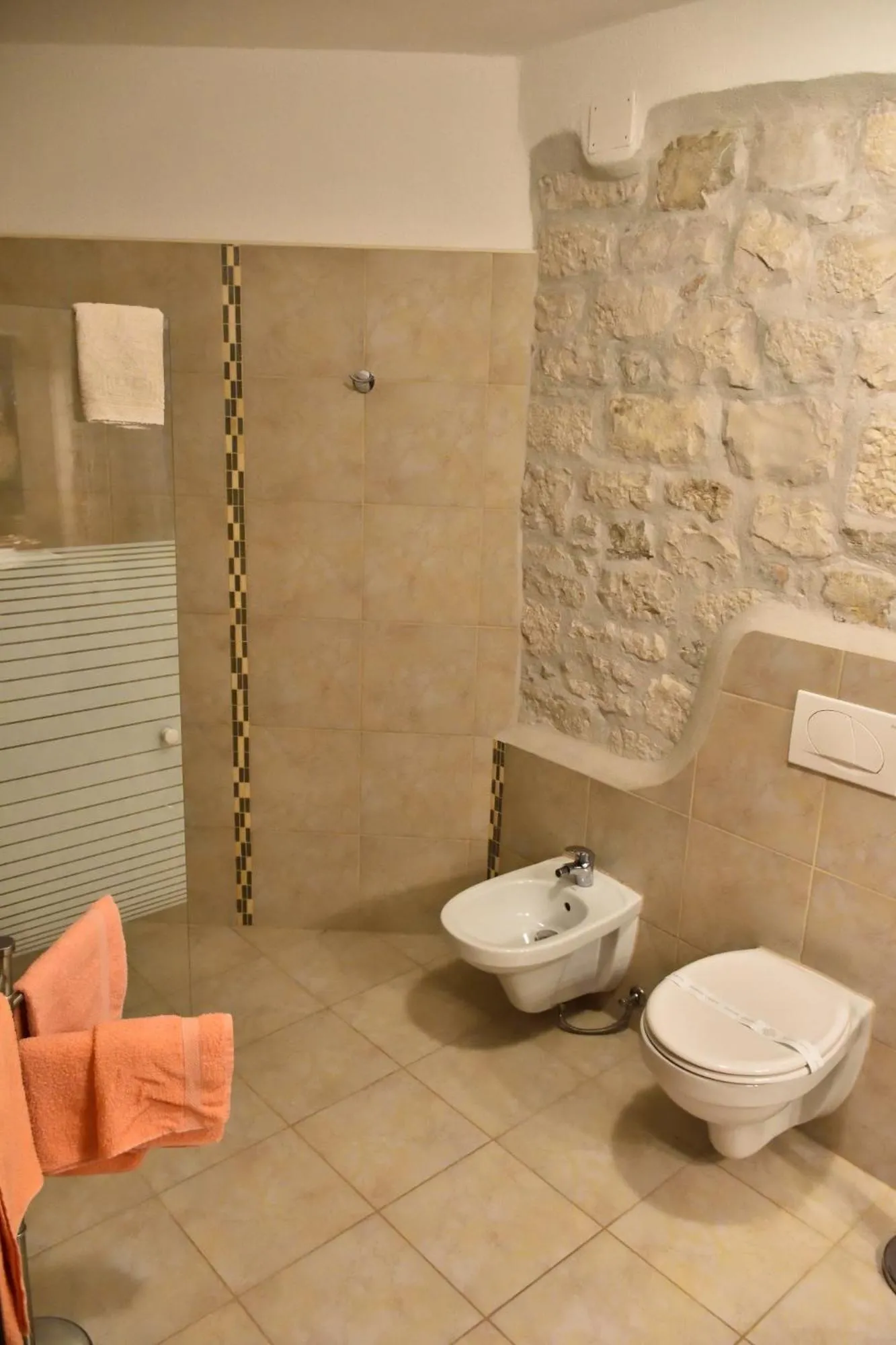 Bathroom in Palace Derossi