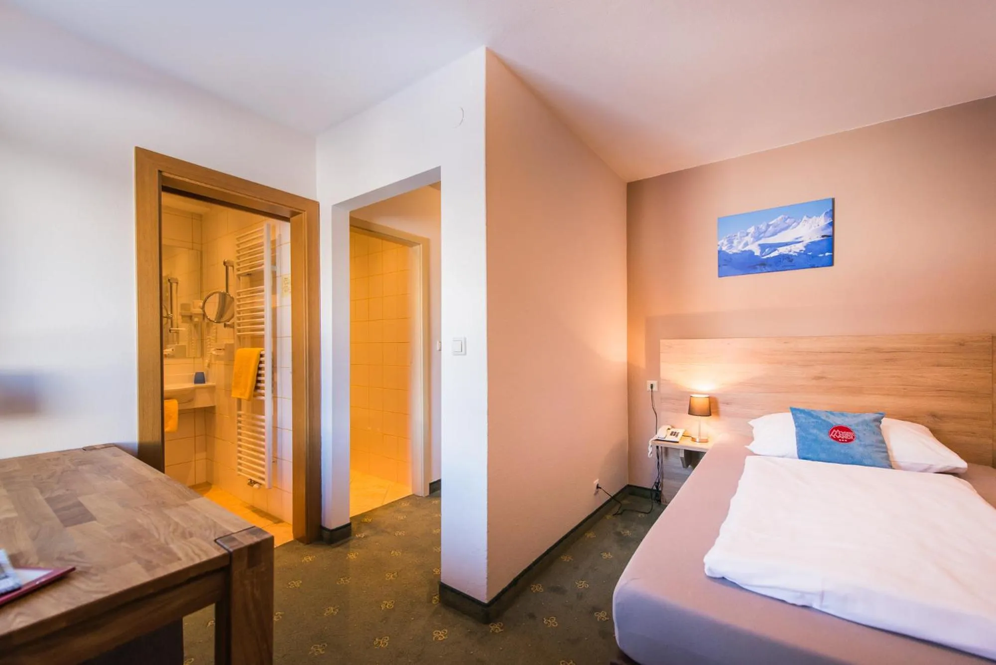 Photo of the whole room in Hotel Mosermandl