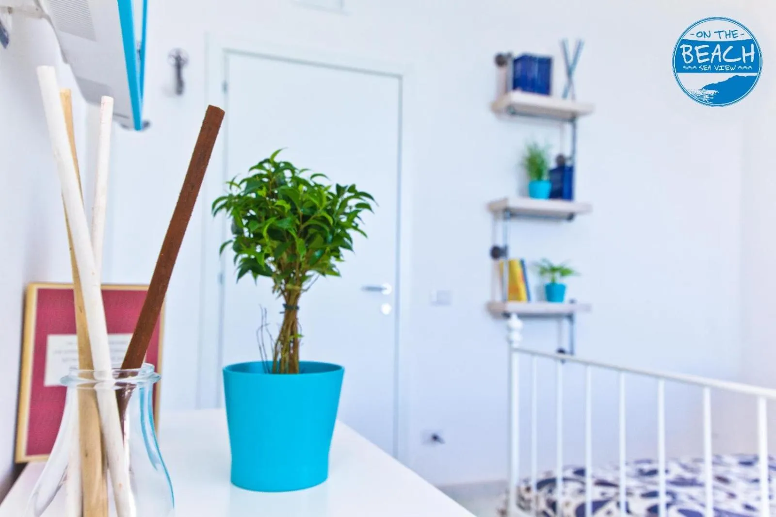 Decorative detail in On the beach Sea-view&Kitchen In Room