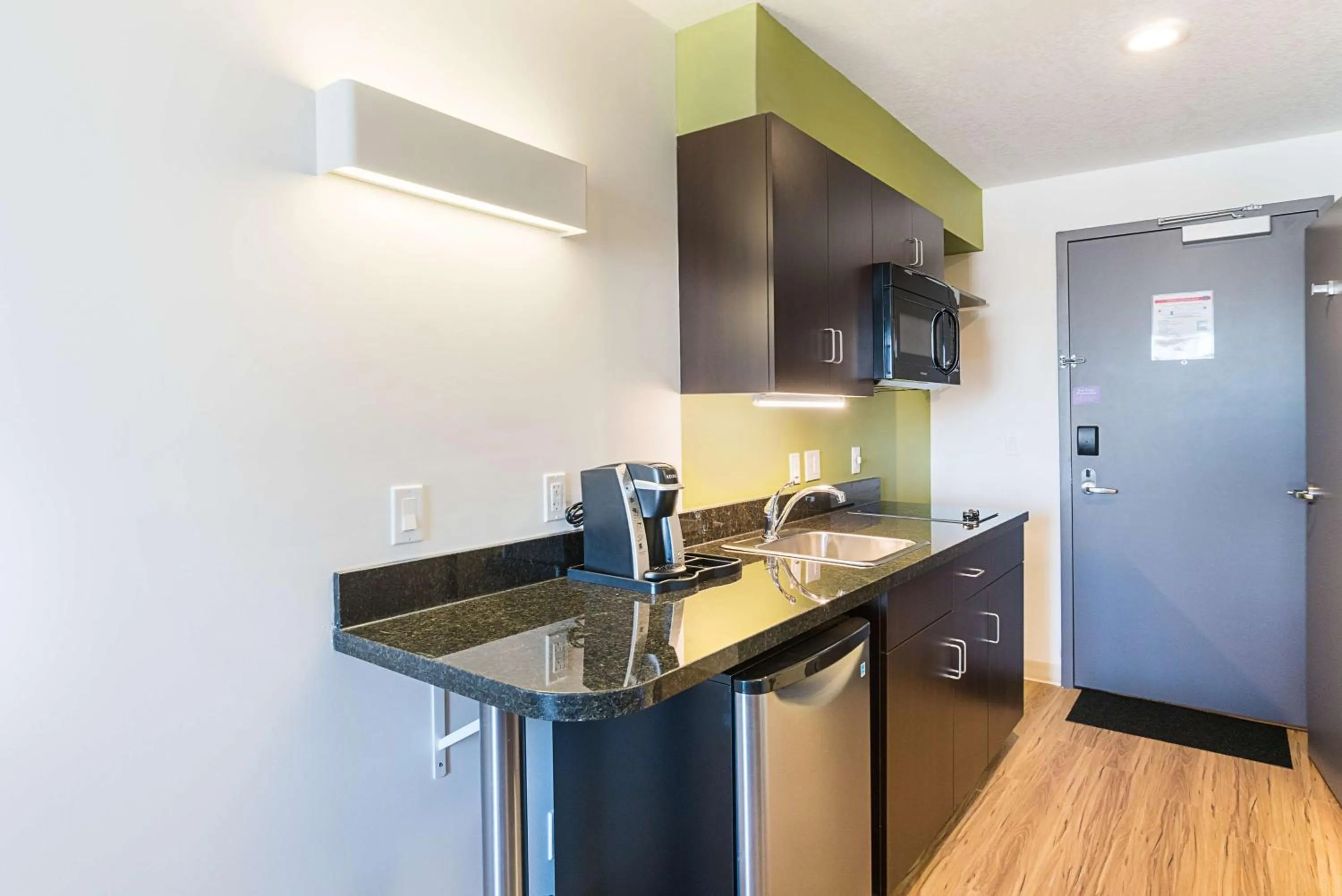 Kitchen or kitchenette, Kitchen/Kitchenette in Studio 6 Bruderheim, AB