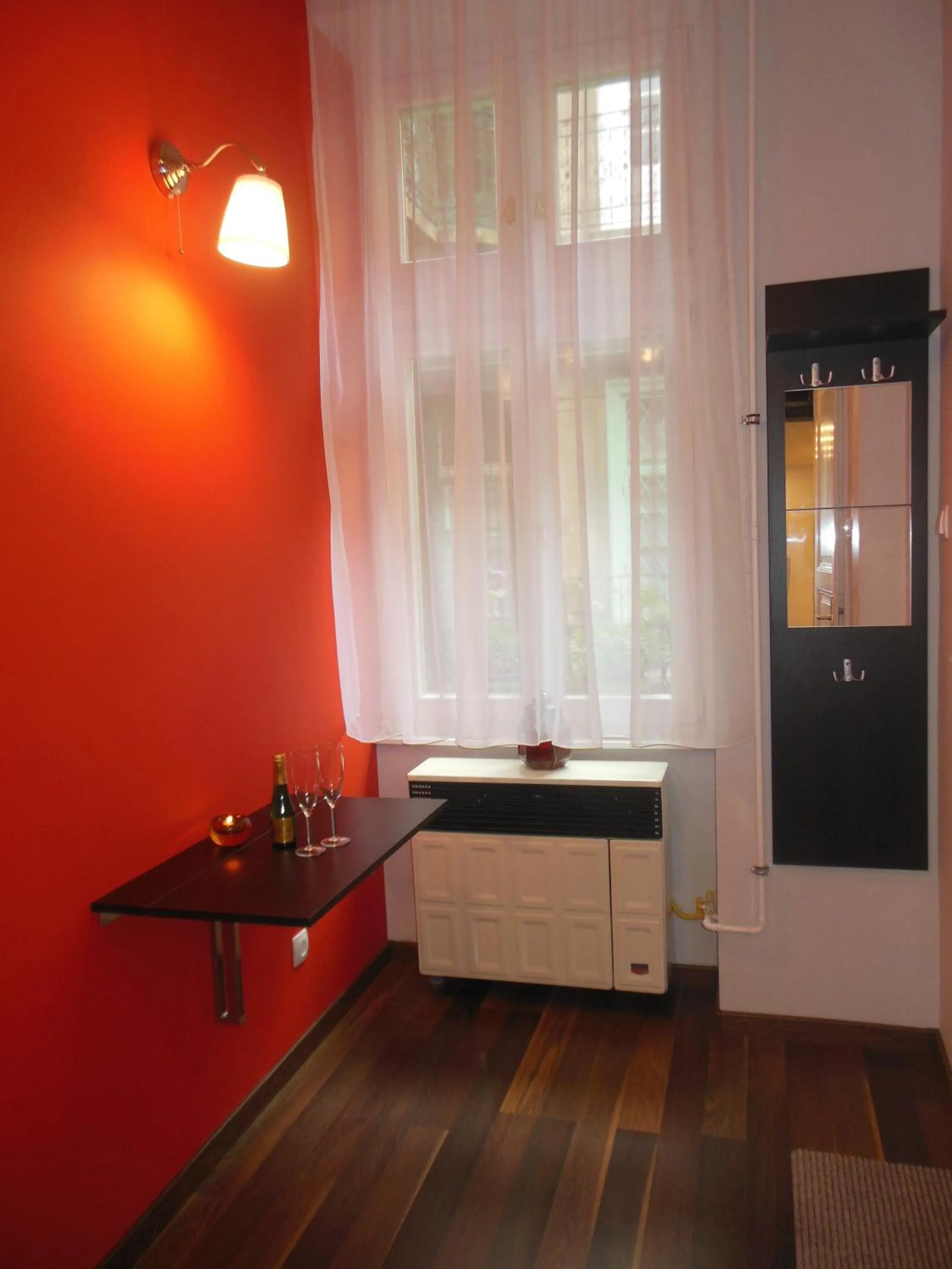 Dining area in Miniapartman Budapest