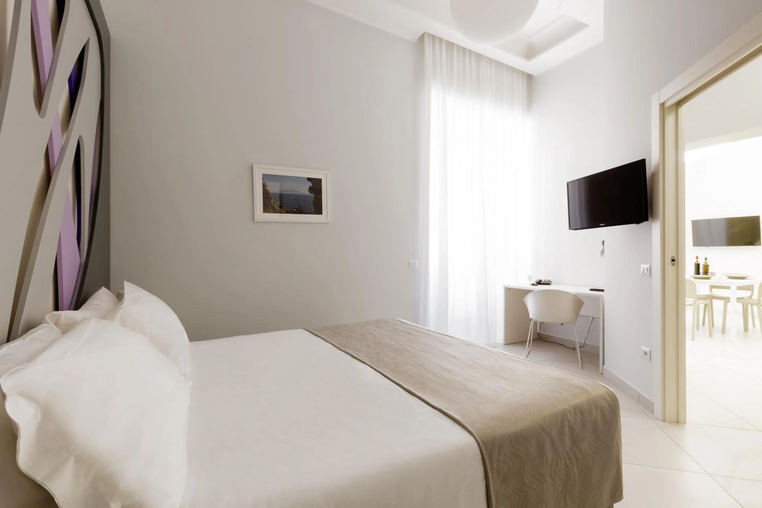 Dioniso’s Luxury Apartments Municipio
