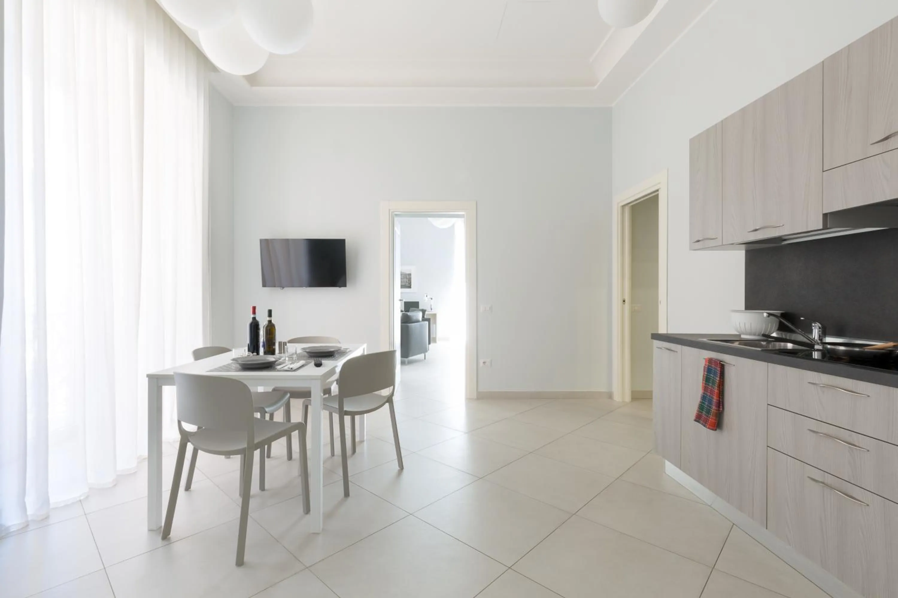 Dioniso’s Luxury Apartments Municipio