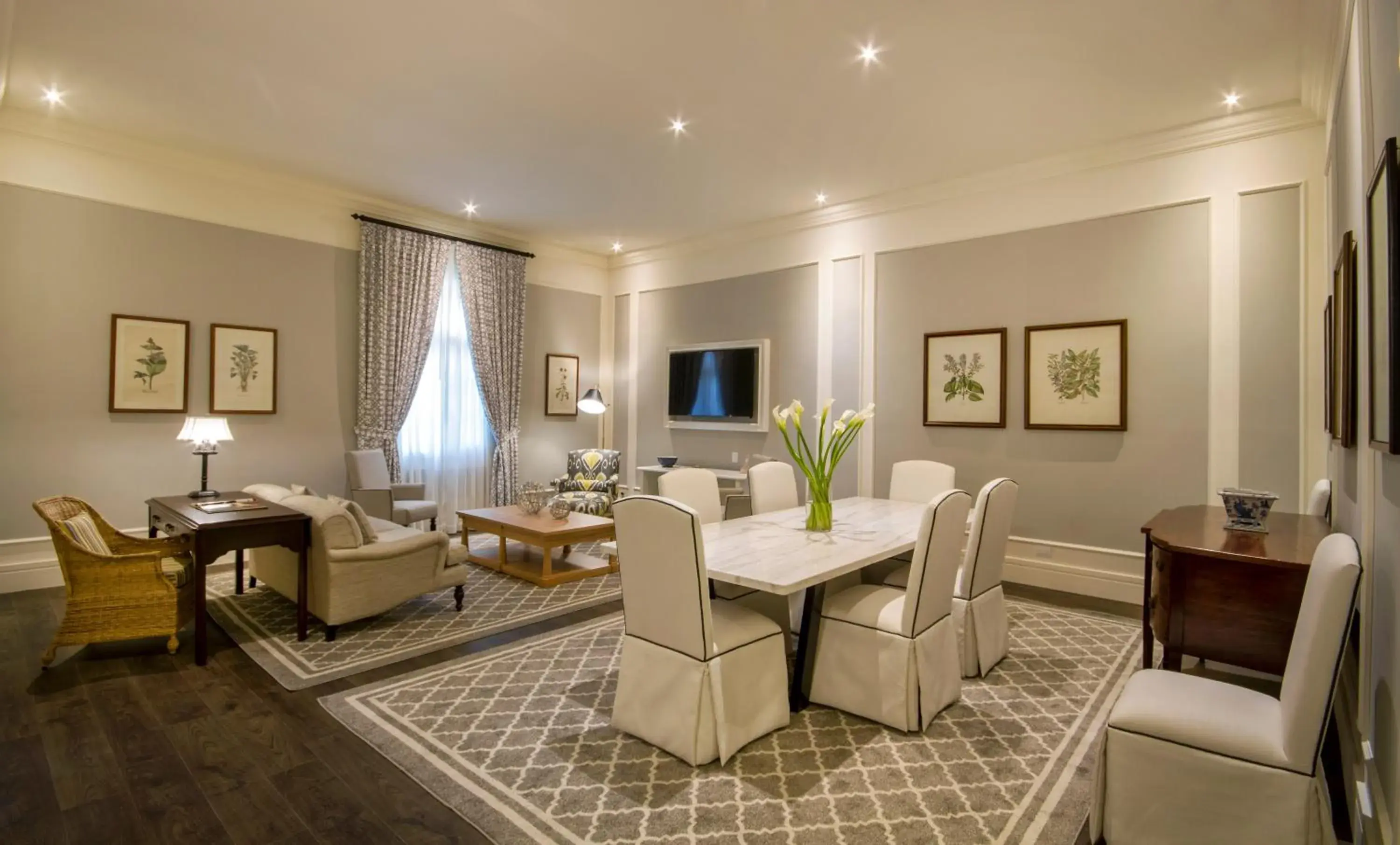 Presidential Suite in Hotel del Parque Presidential Suite in Hotel del Parque