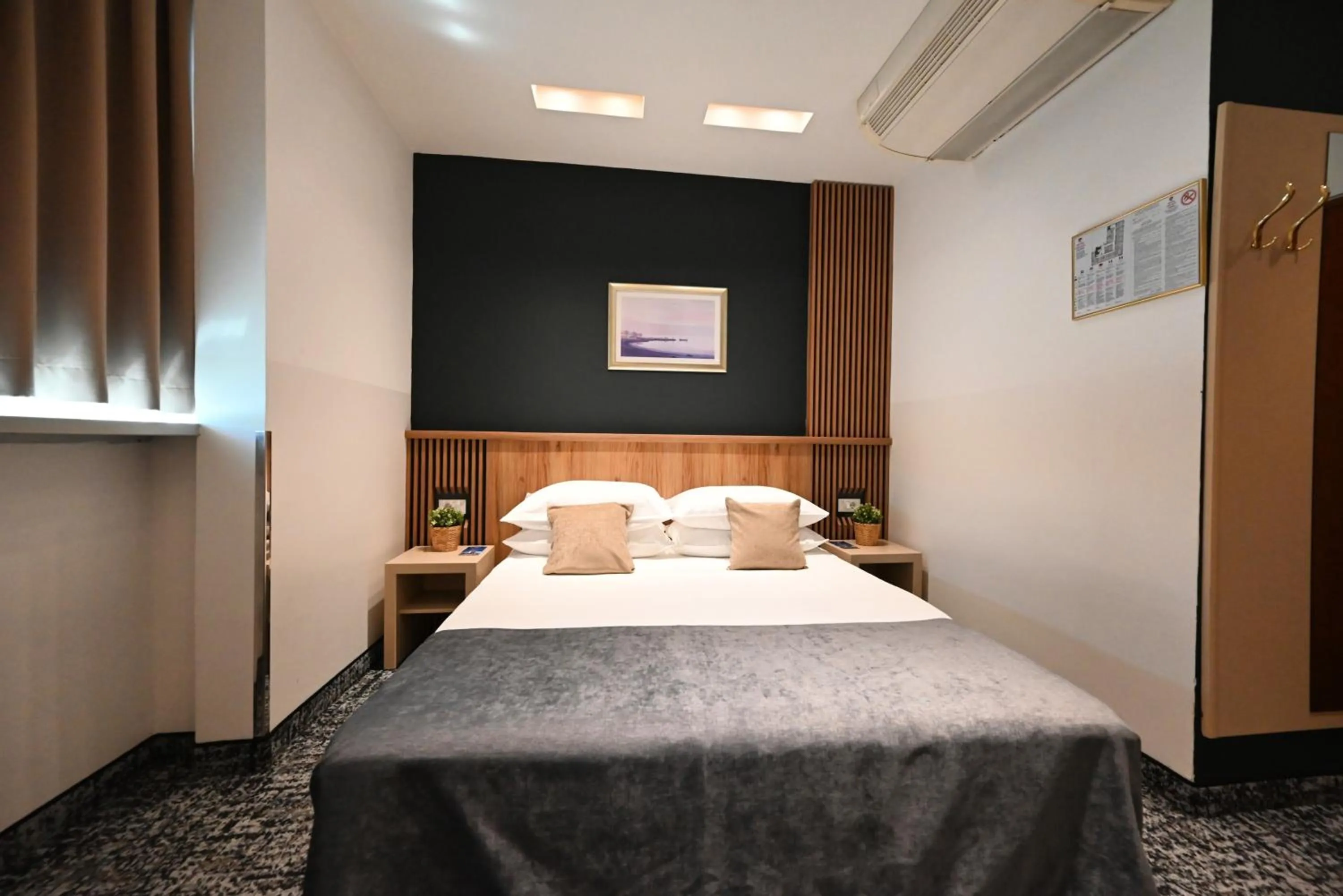 Bed in Hotel Central